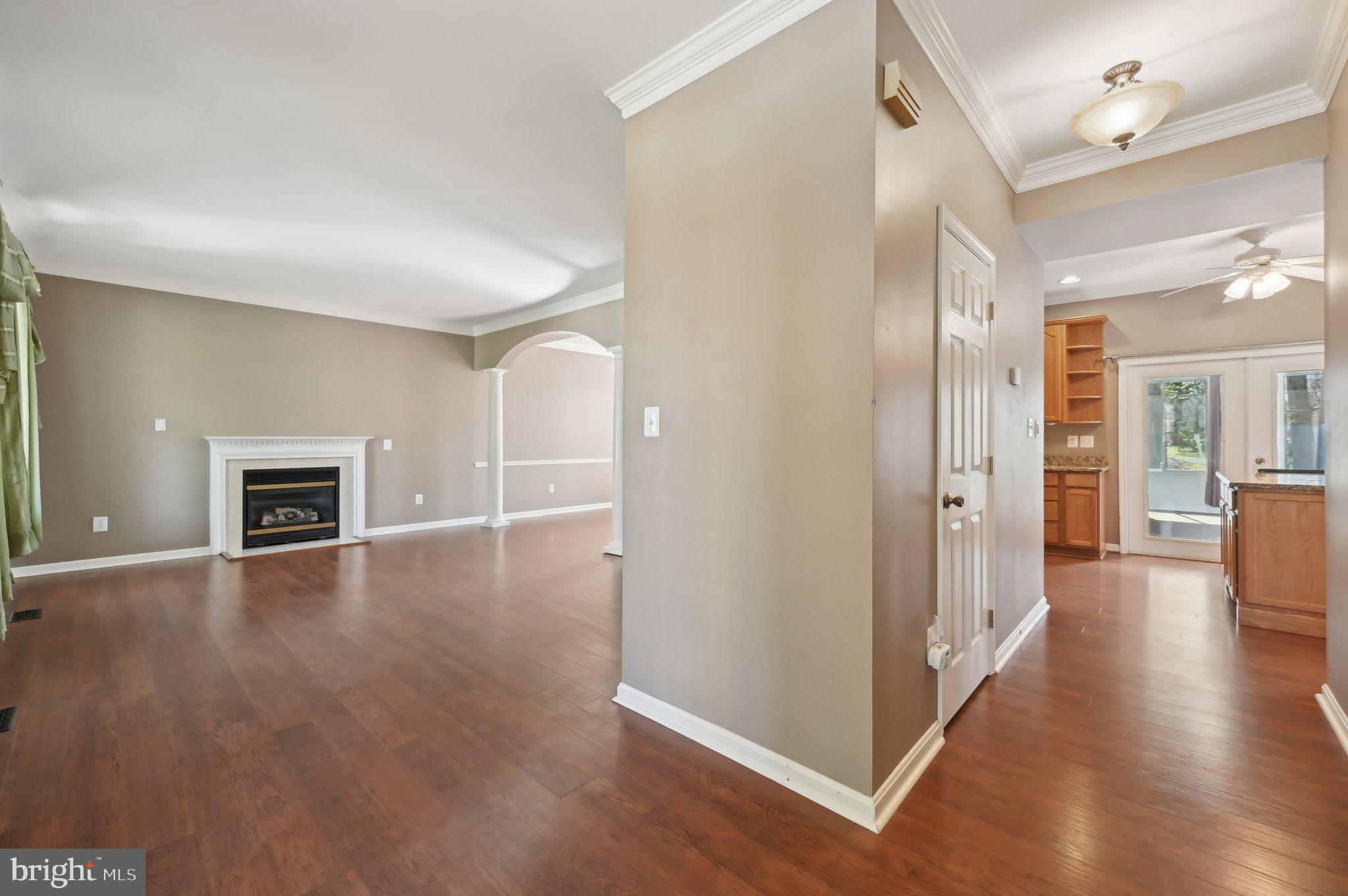 SUNRISE BEACH - Residential