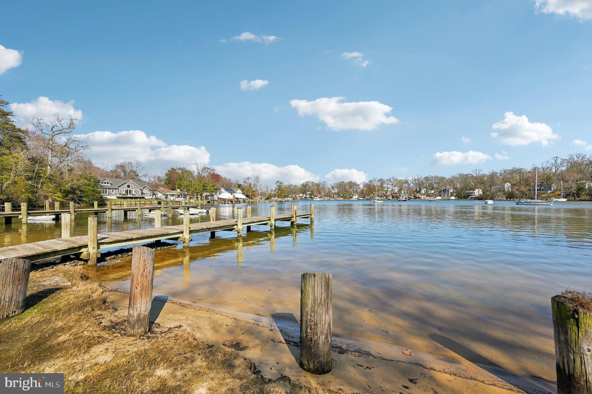 SUNRISE BEACH - Residential