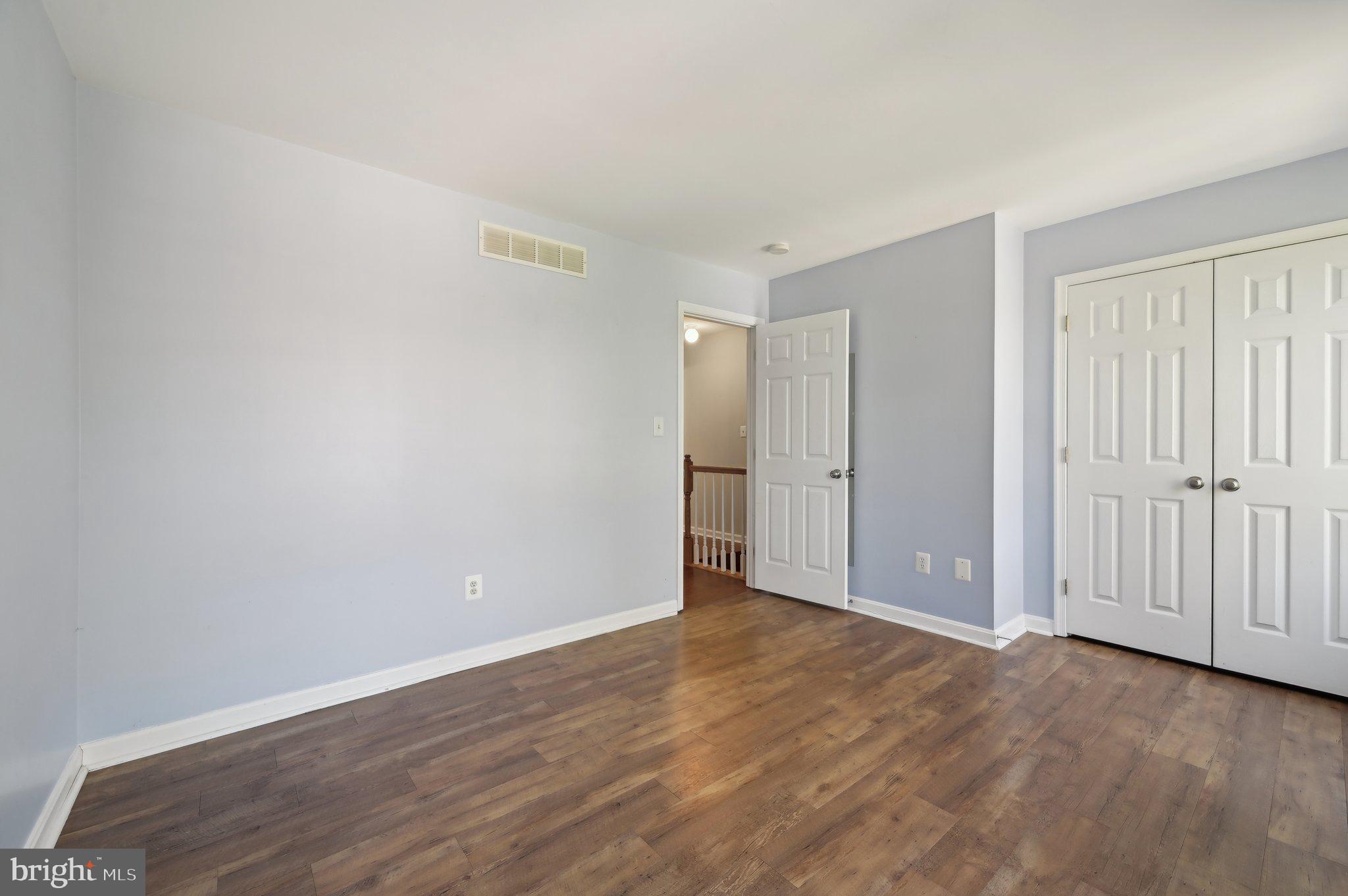 SUNRISE BEACH - Residential