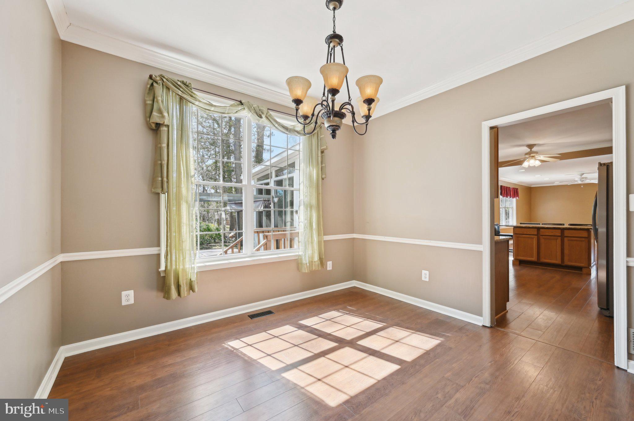 SUNRISE BEACH - Residential