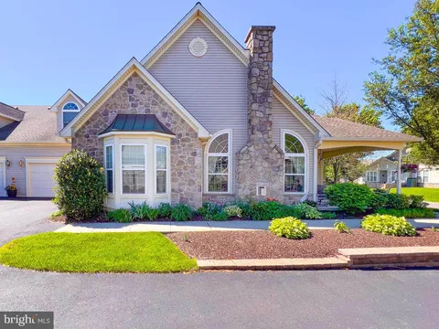 127 Shady Brook Drive, Langhorne, PA MLS: PABU2095002