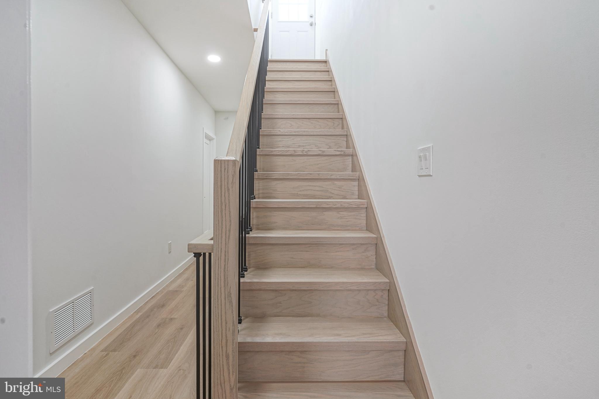 PASSYUNK SQUARE - Residential