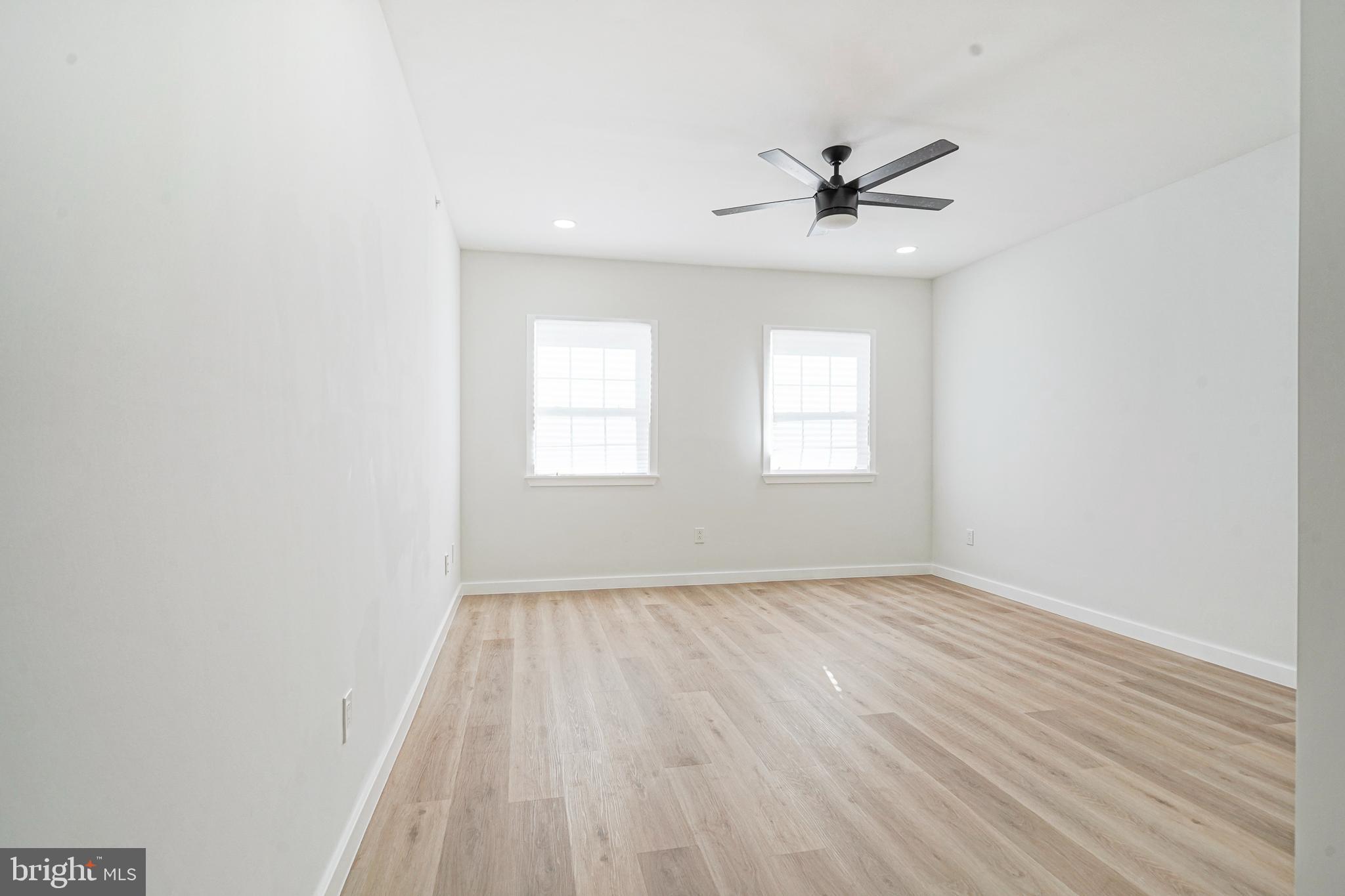 PASSYUNK SQUARE - Residential