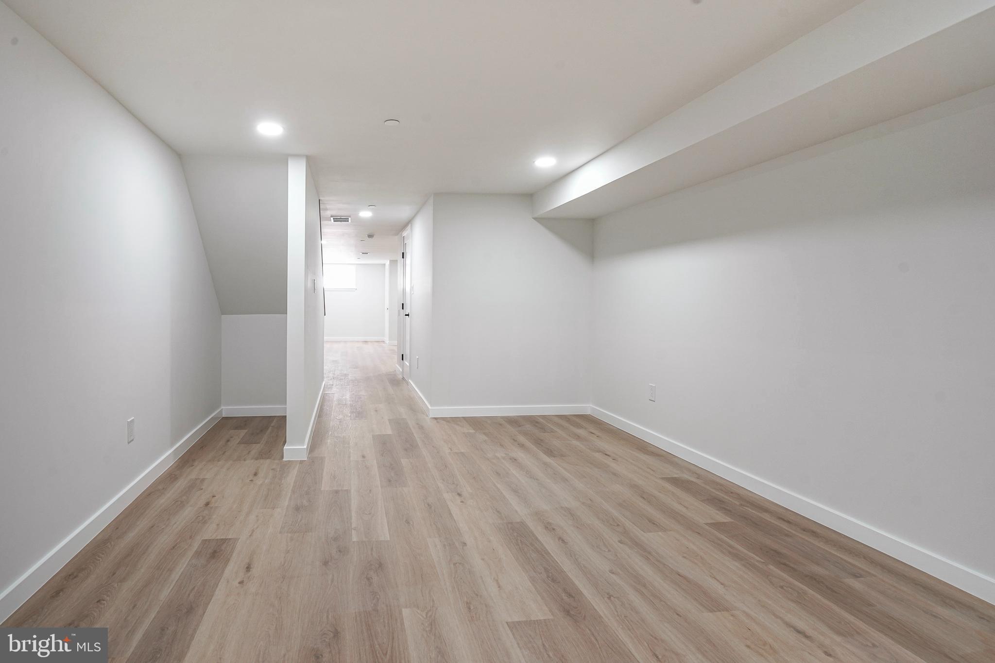 PASSYUNK SQUARE - Residential