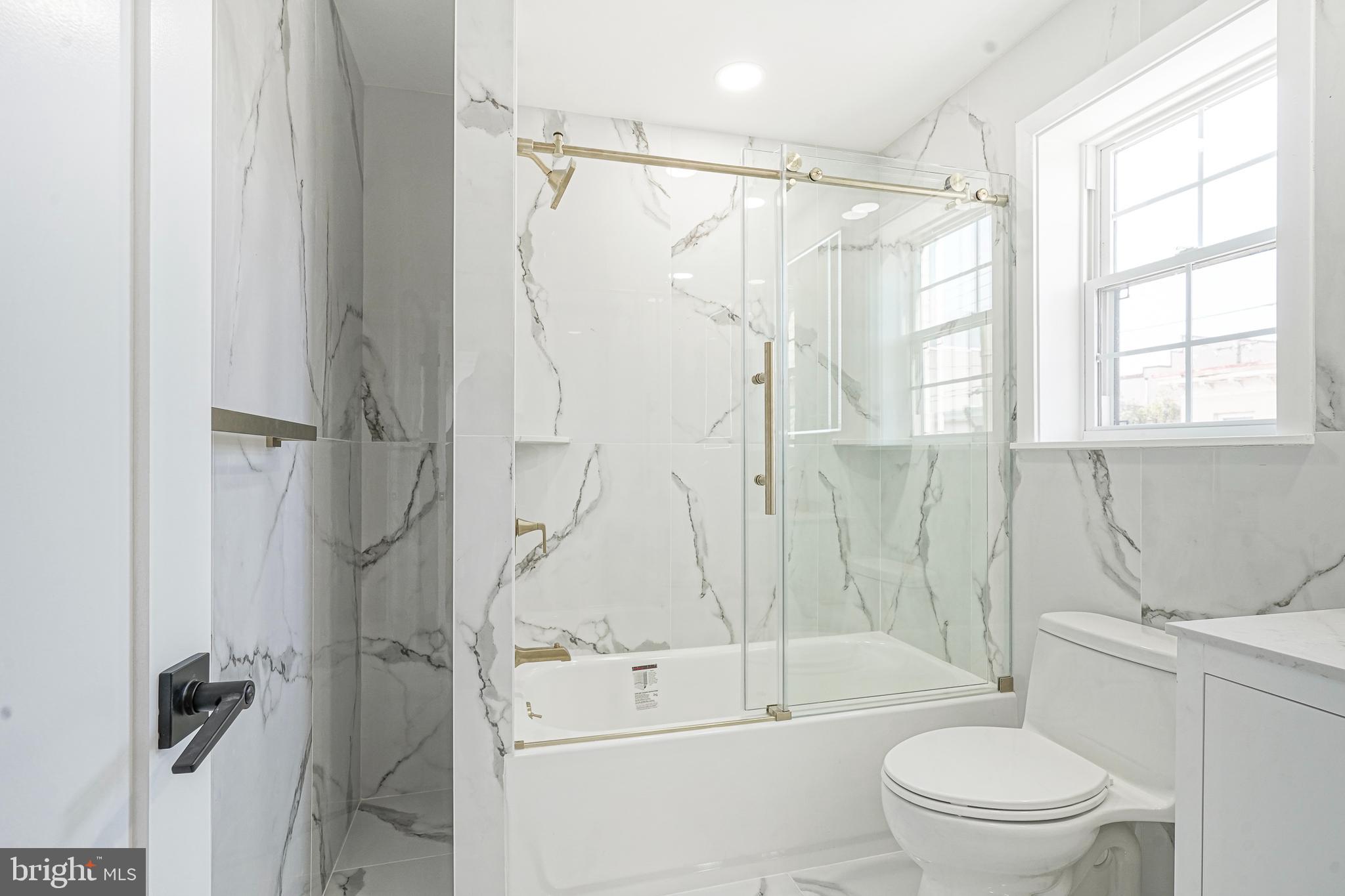 PASSYUNK SQUARE - Residential