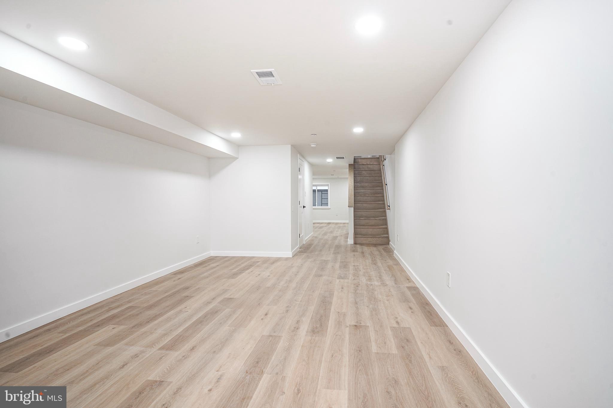 PASSYUNK SQUARE - Residential