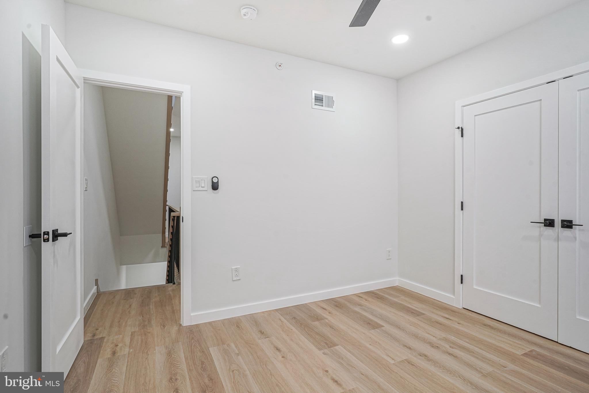 PASSYUNK SQUARE - Residential