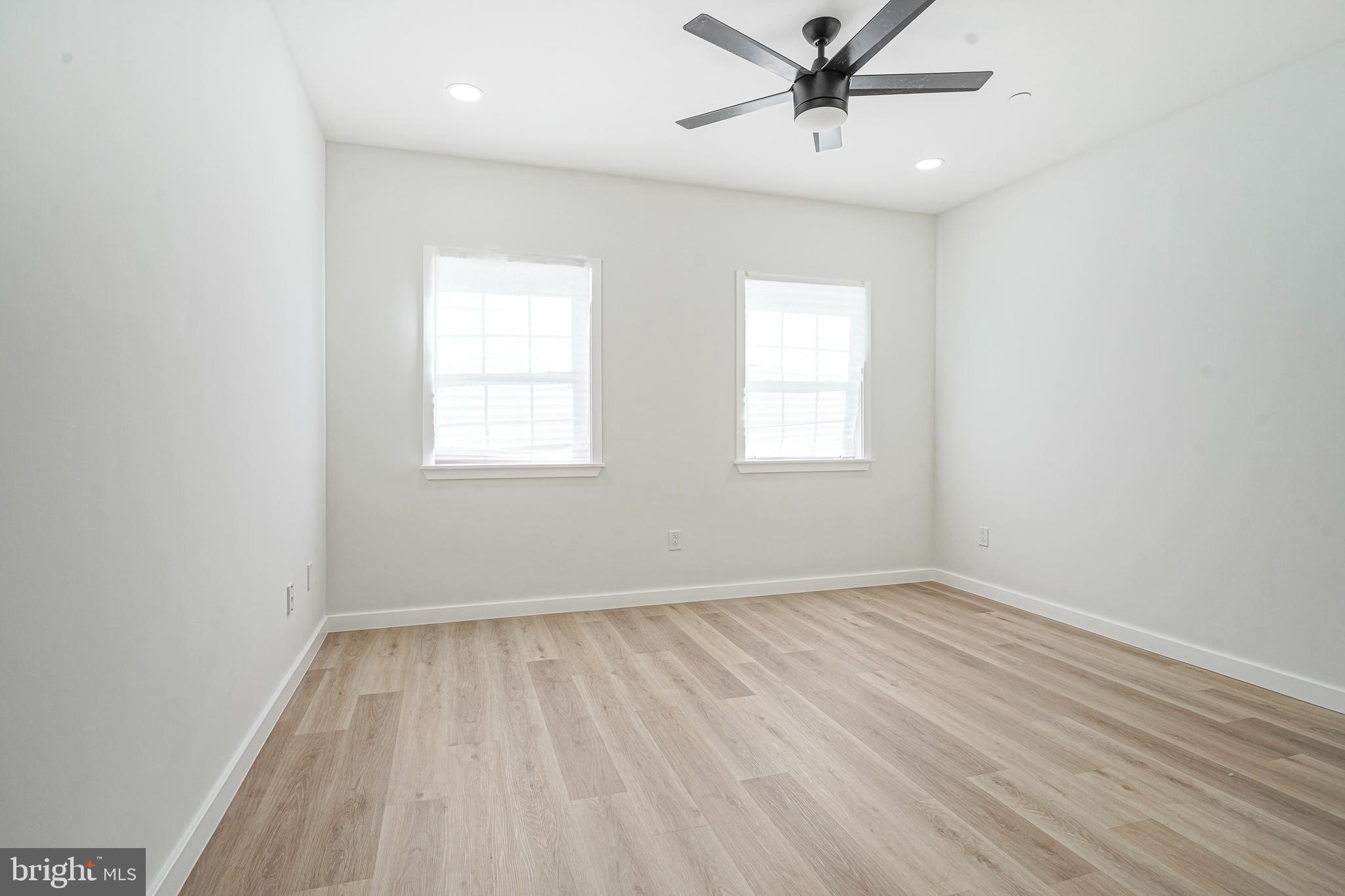 PASSYUNK SQUARE - Residential