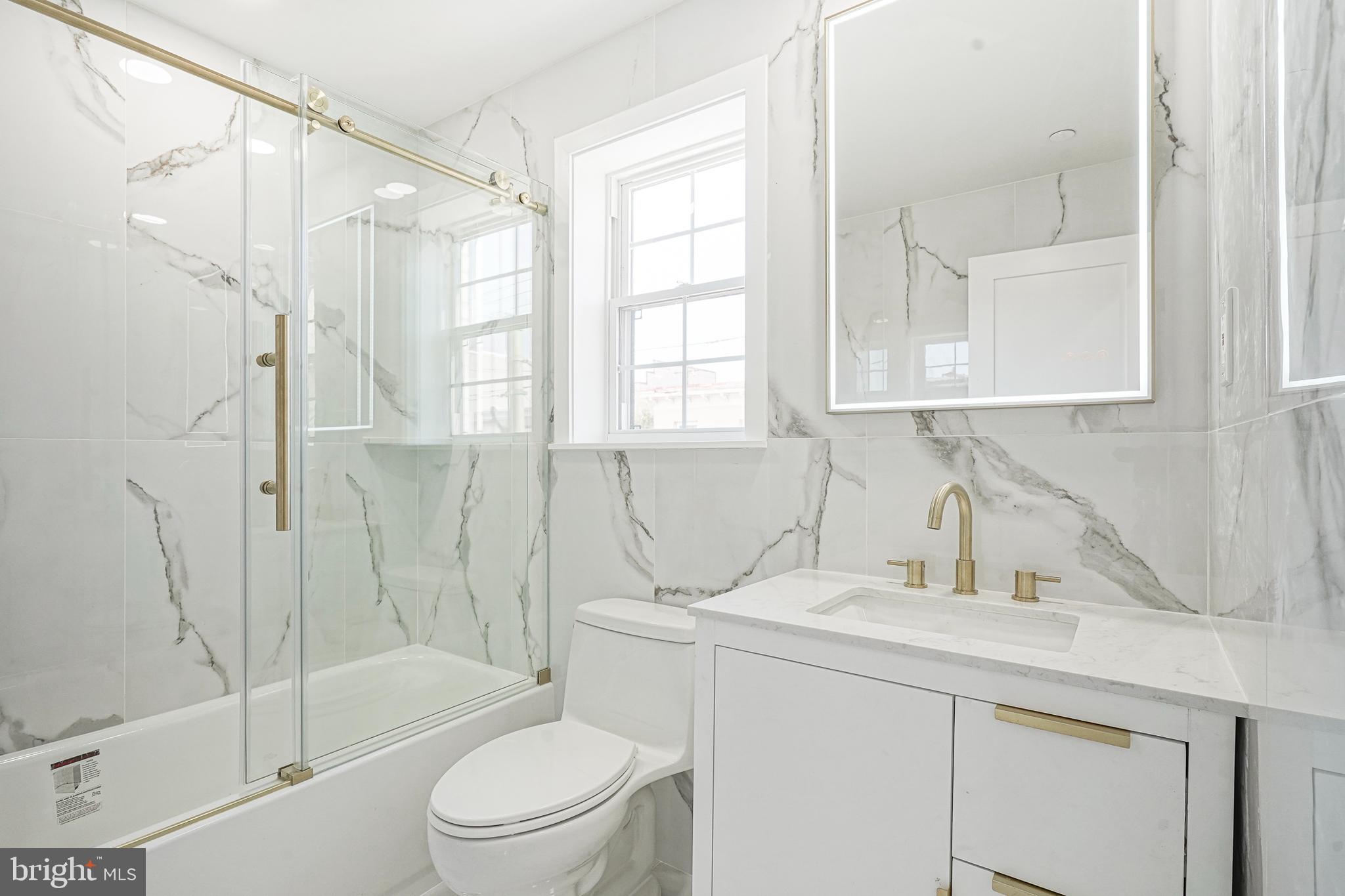 PASSYUNK SQUARE - Residential