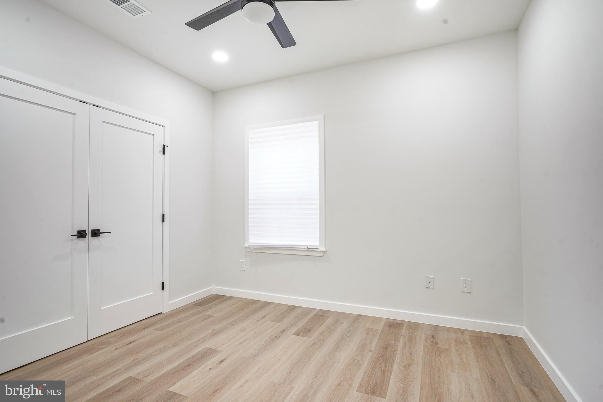 PASSYUNK SQUARE - Residential