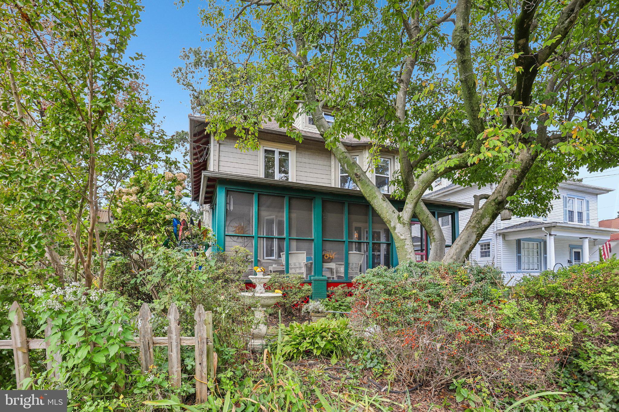 6743 ROGERS AVENUE