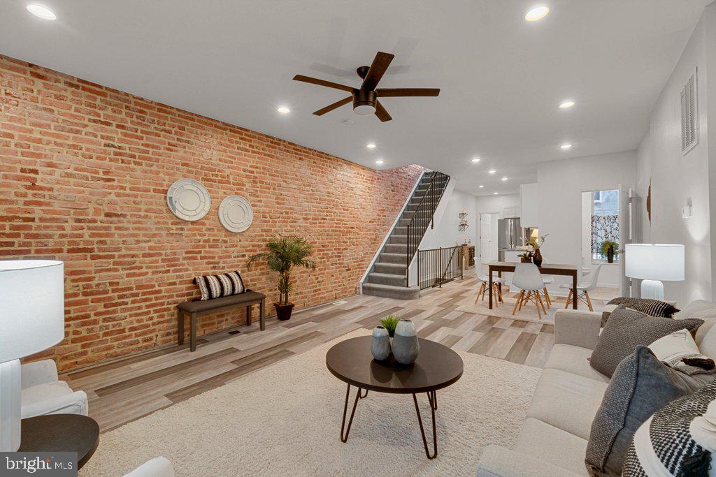 BRIDGEVIEW - GREENLAWN - Residential