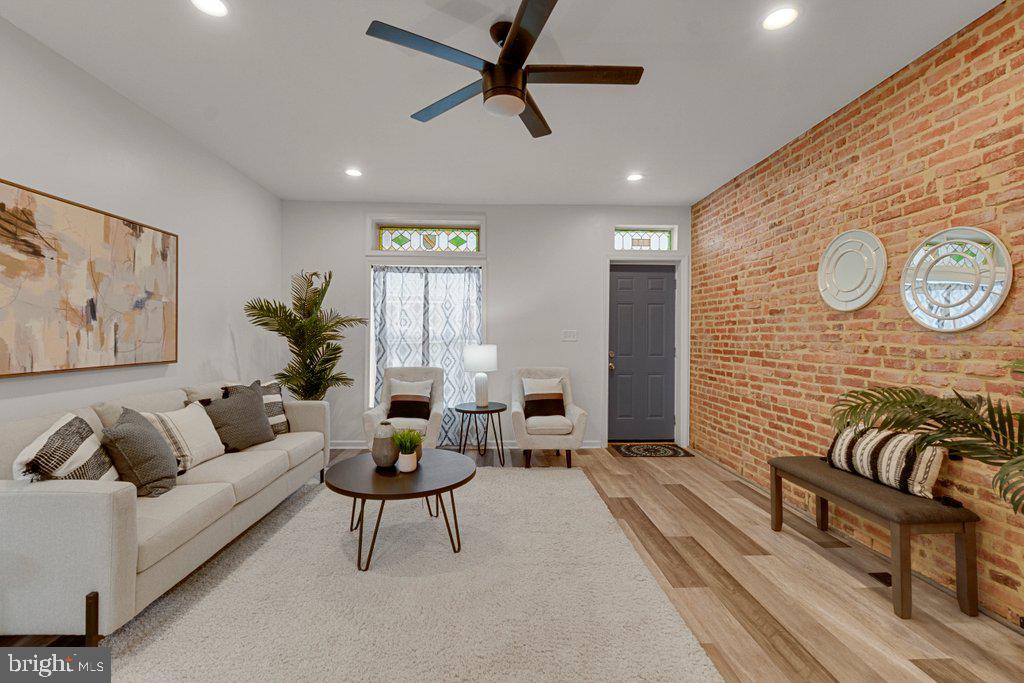 BRIDGEVIEW - GREENLAWN - Residential