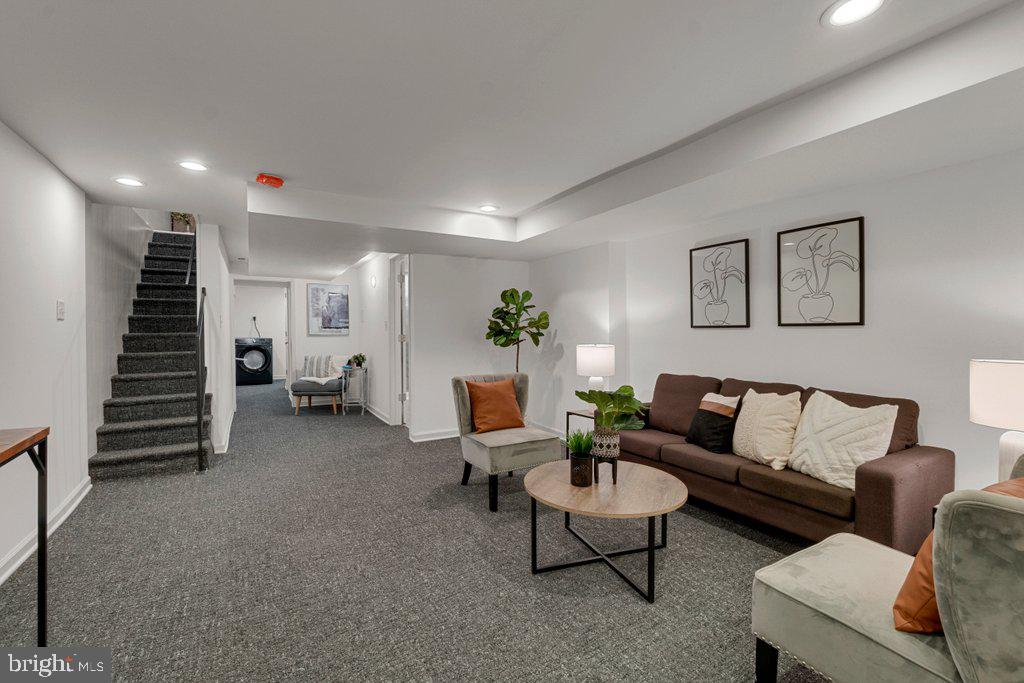 BRIDGEVIEW - GREENLAWN - Residential