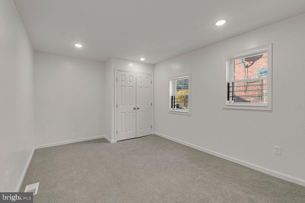 BRIDGEVIEW - GREENLAWN - Residential