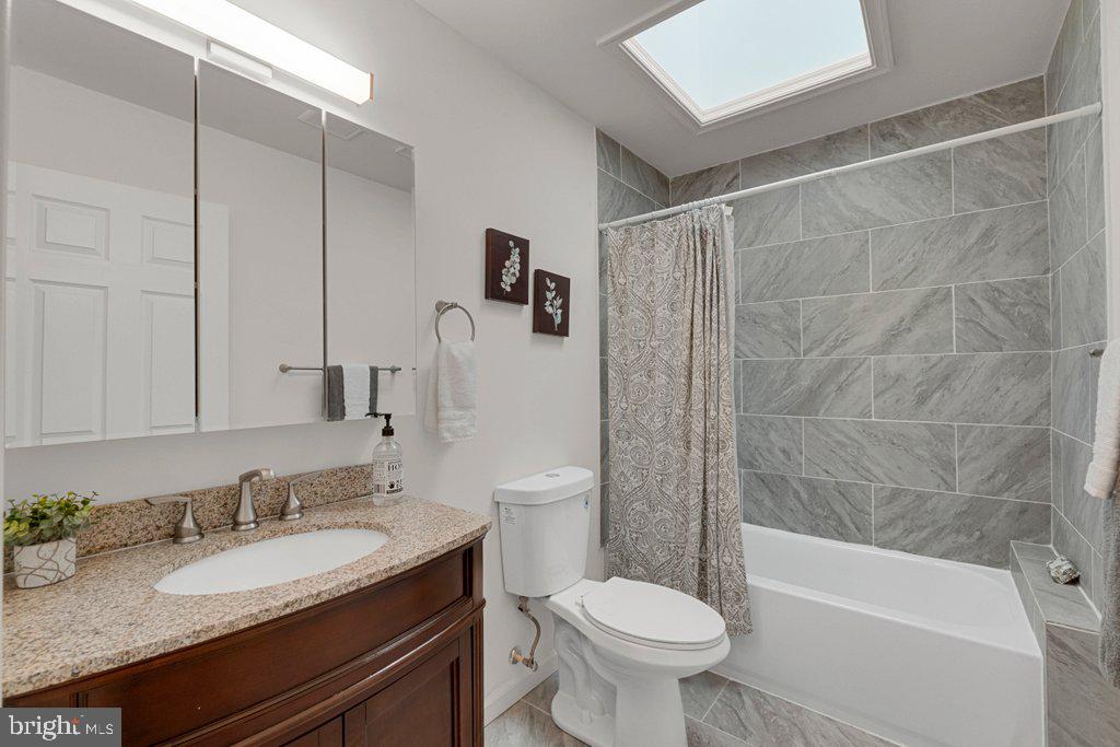 BRIDGEVIEW - GREENLAWN - Residential