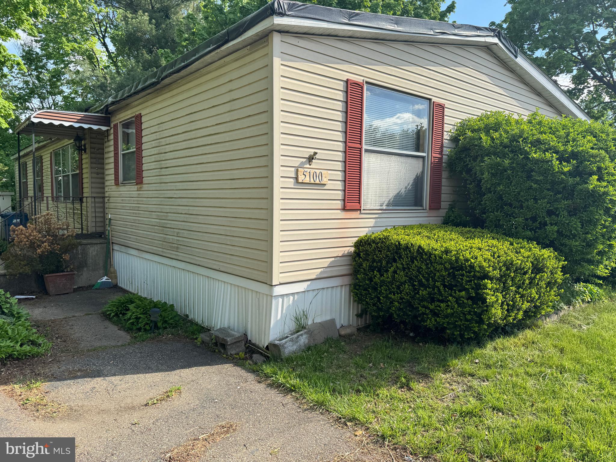 PENNWOOD CROSSING - Residential