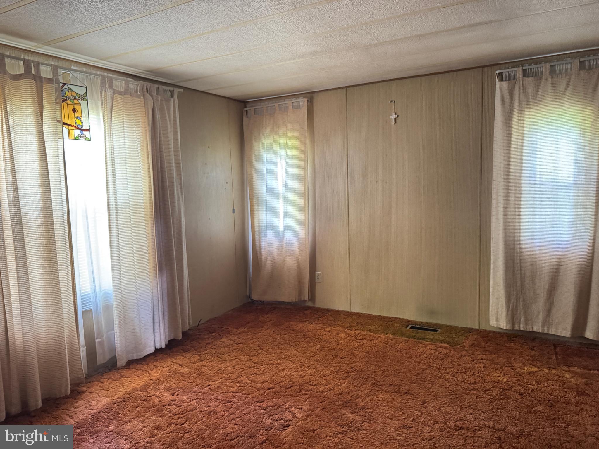 PENNWOOD CROSSING - Residential