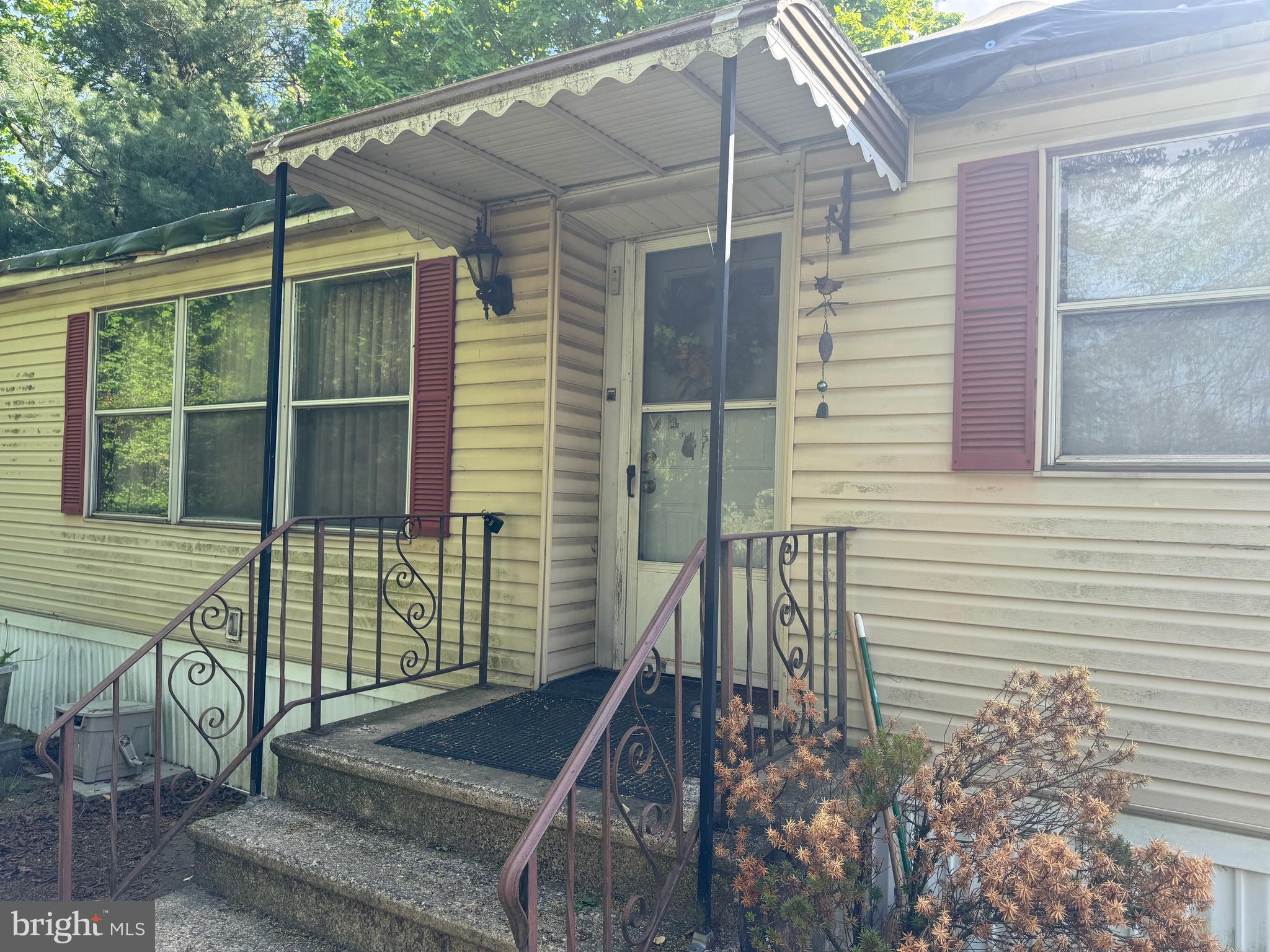 PENNWOOD CROSSING - Residential