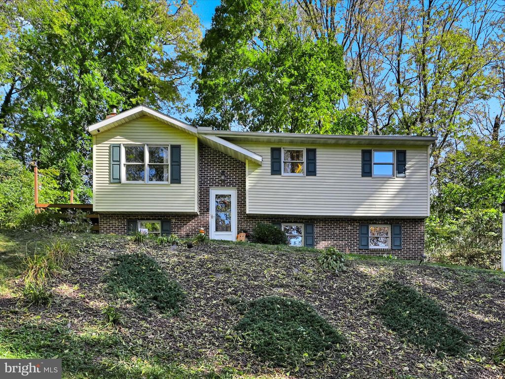 Photo of 1025 Drager Road, COLUMBIA, PA 17512 (MLS # PALA2063854)