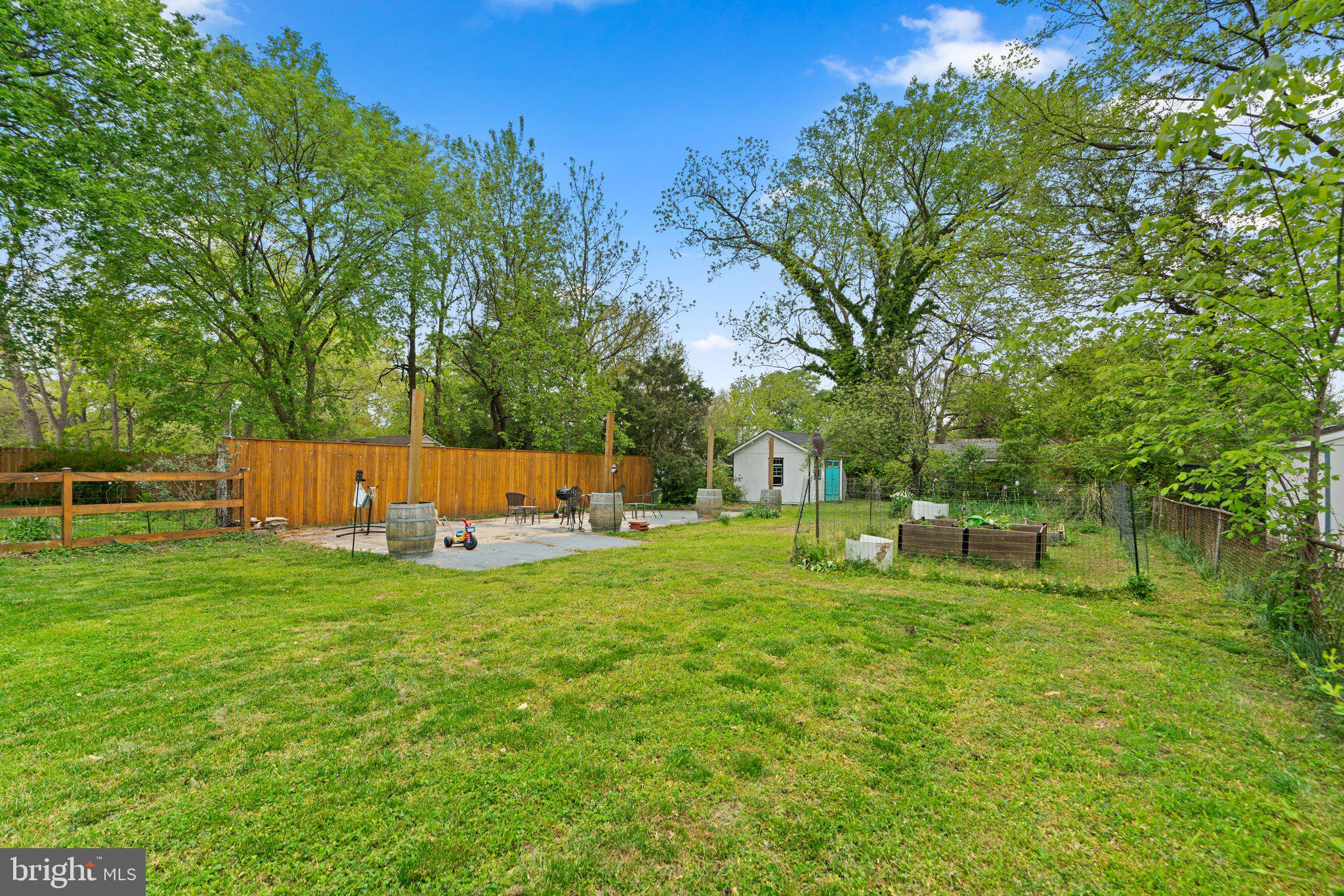 BRENTWOOD - Residential