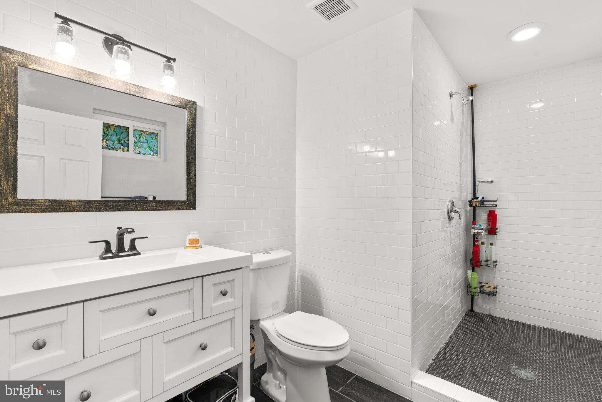 BRENTWOOD - Residential