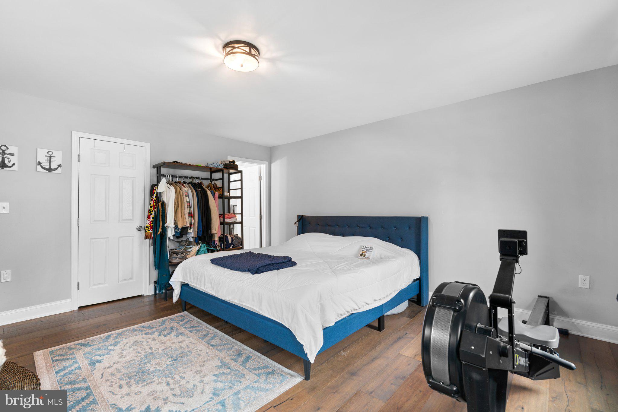 BRENTWOOD - Residential