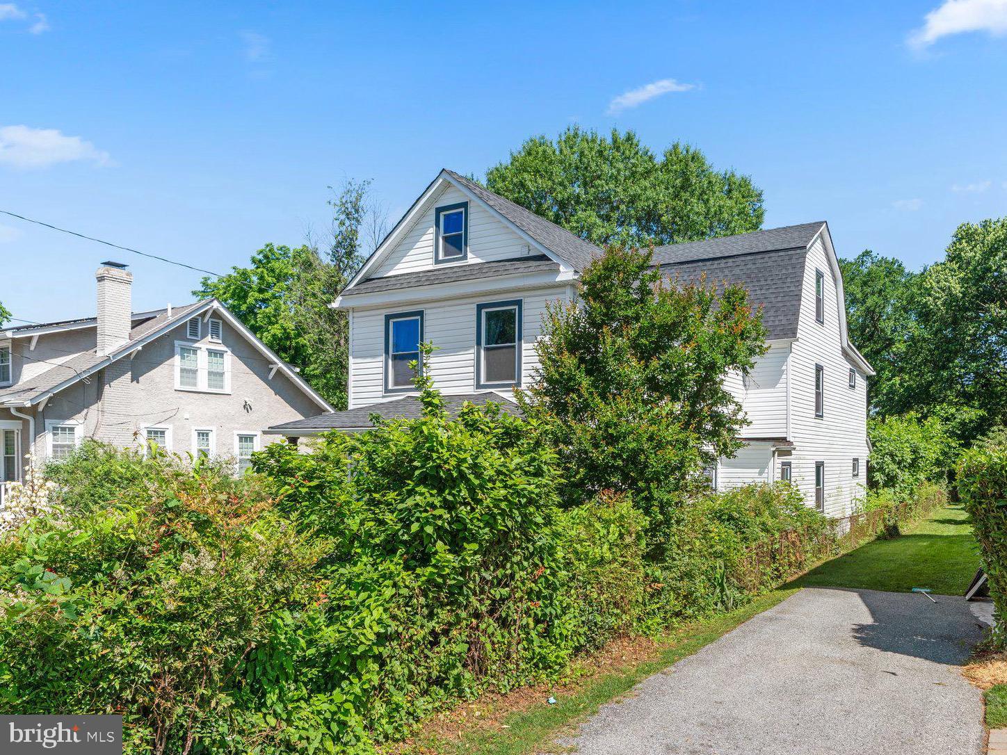 BRENTWOOD - Residential