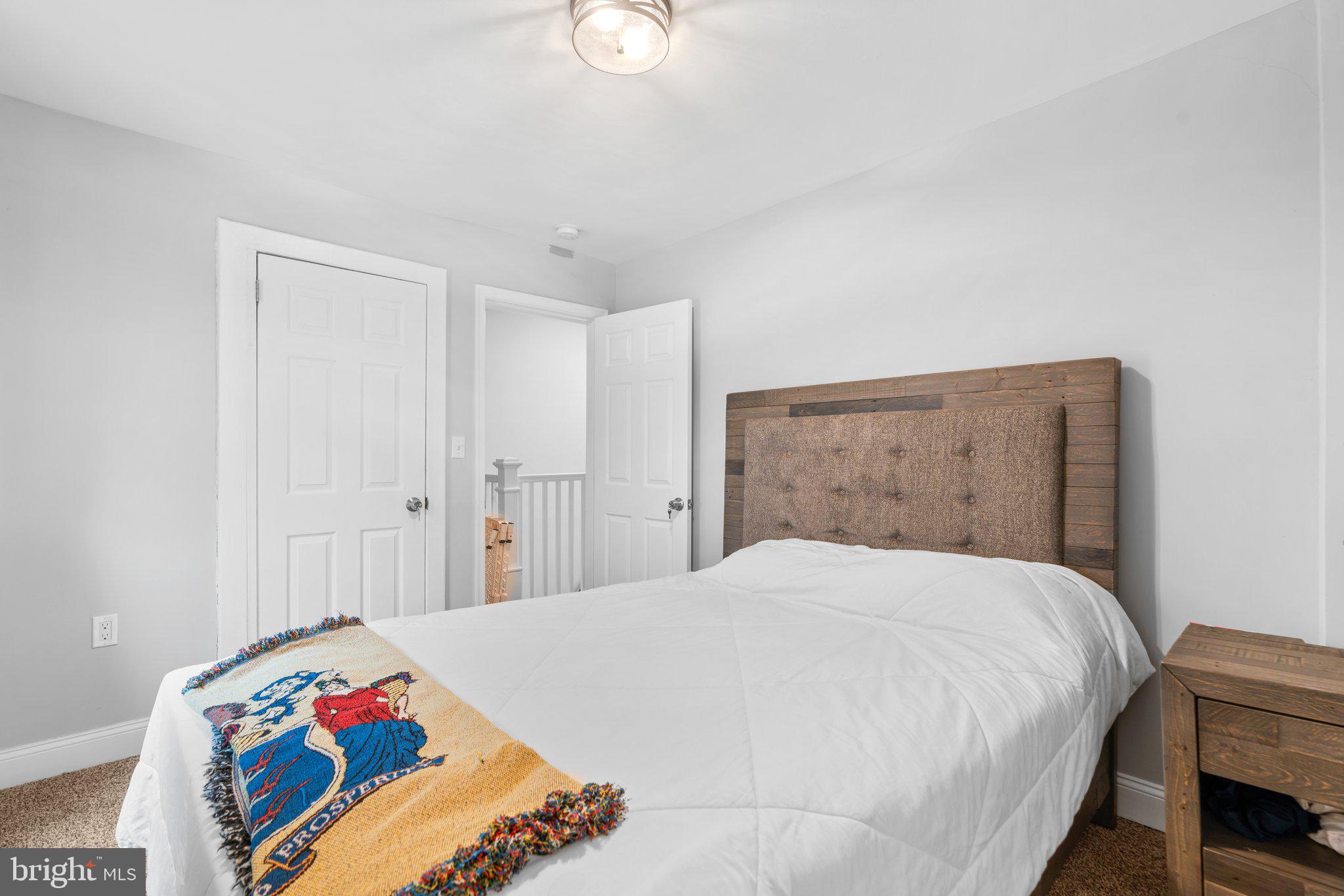 BRENTWOOD - Residential