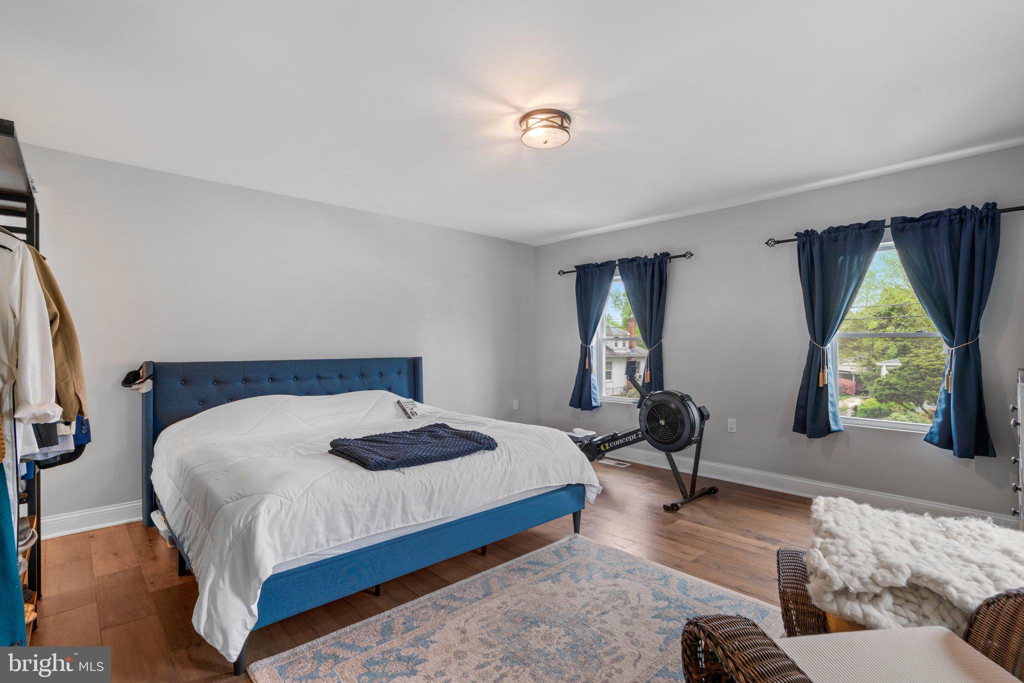 BRENTWOOD - Residential