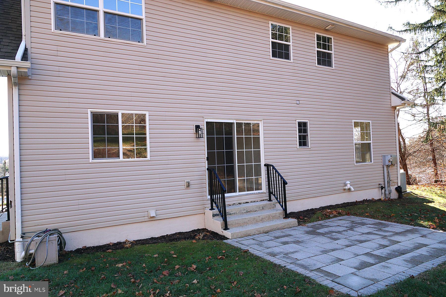 637 MCCALLS FERRY ROAD