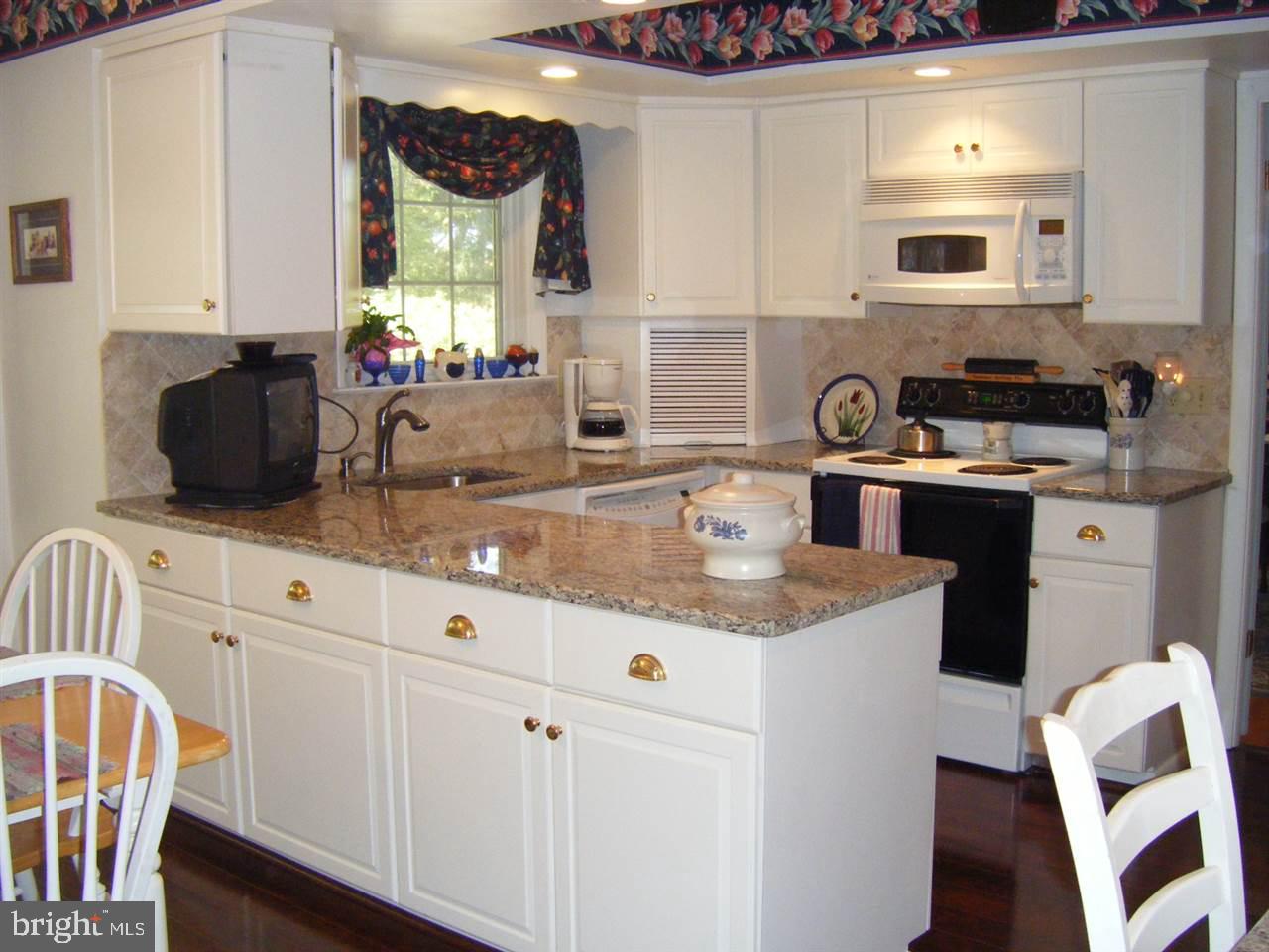 HAINES ACRES - Residential