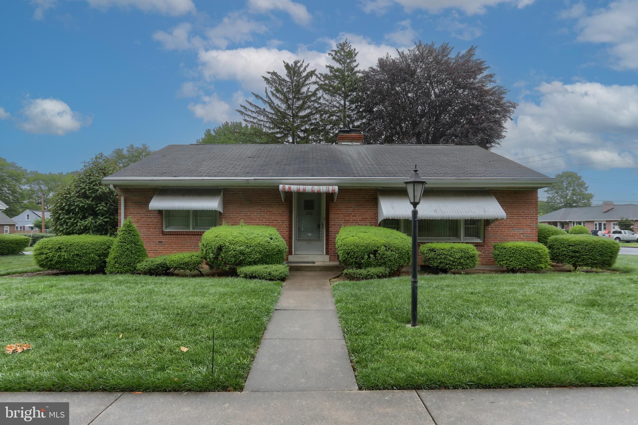 228 S FORGE ROAD