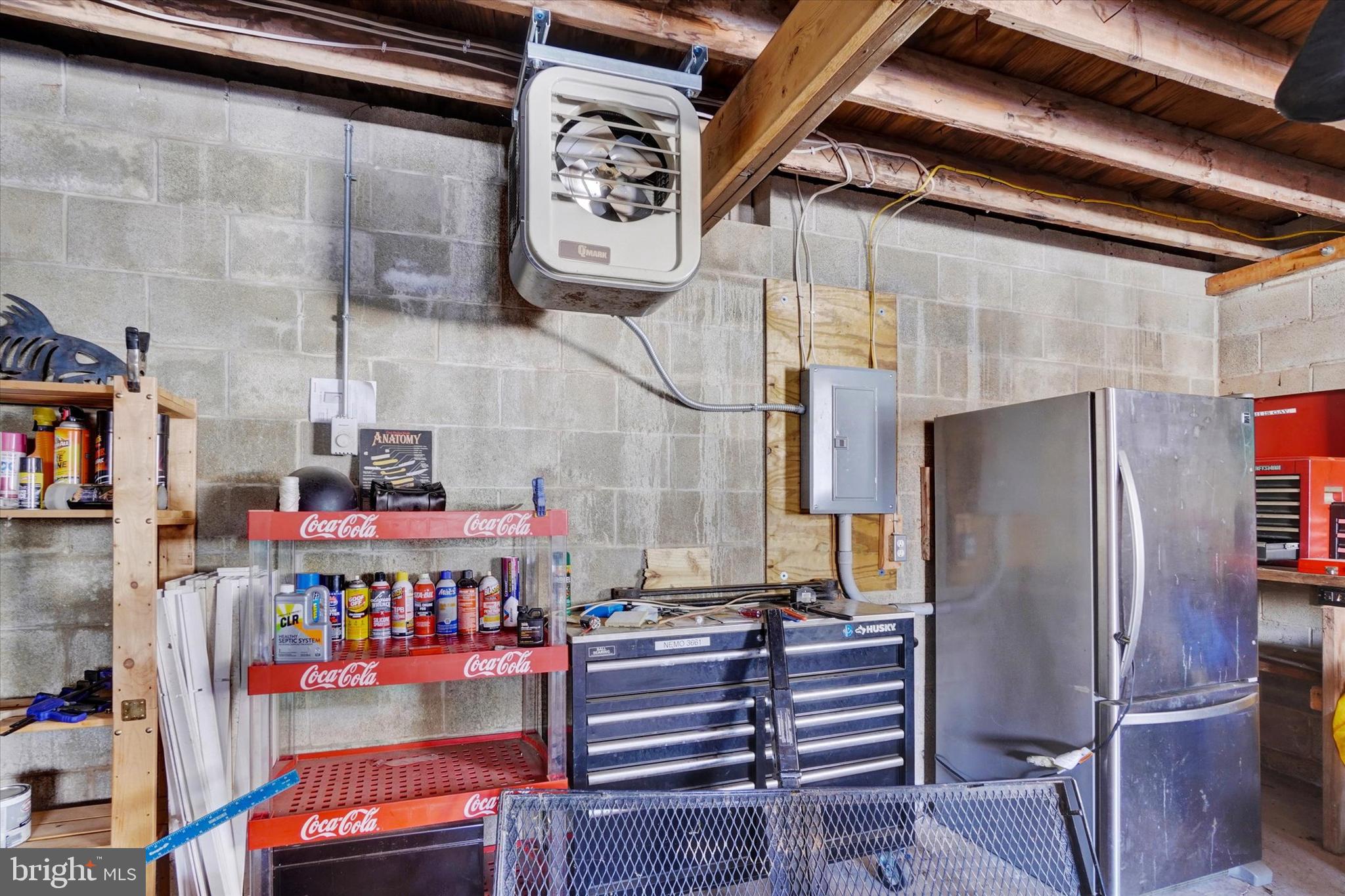 EAST MANCHESTER TWP. - Residential