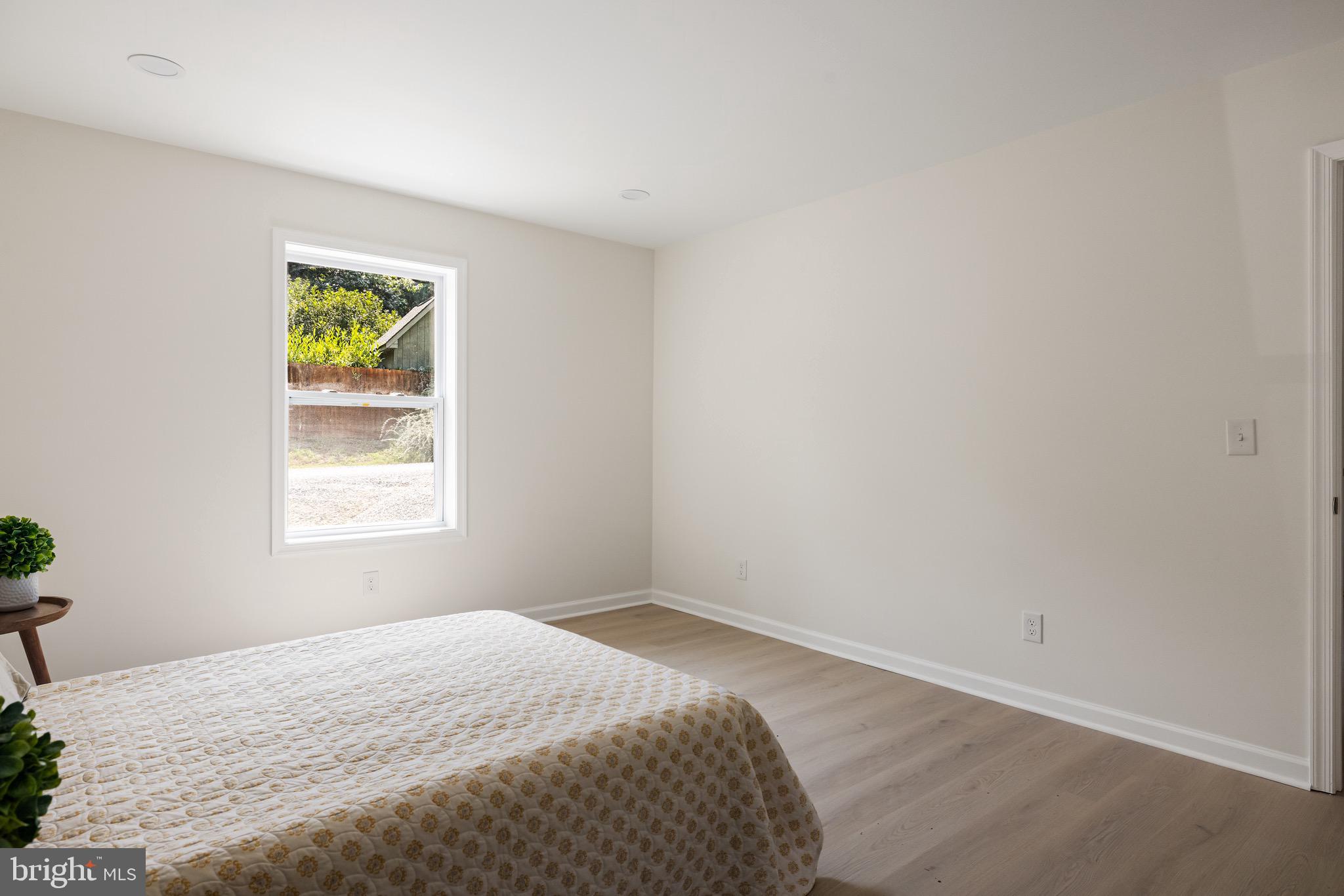 SHANNONDALE - Residential