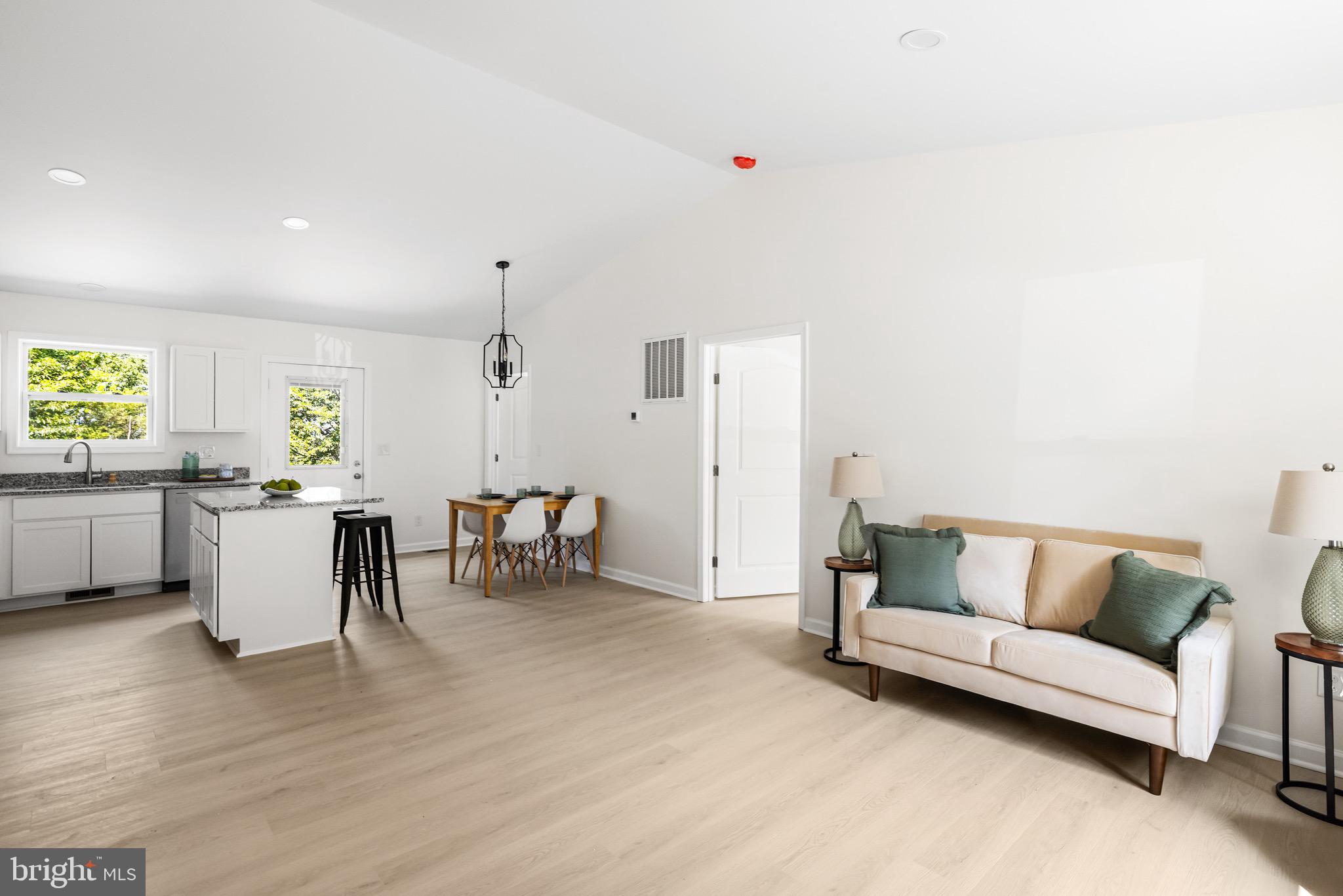 SHANNONDALE - Residential