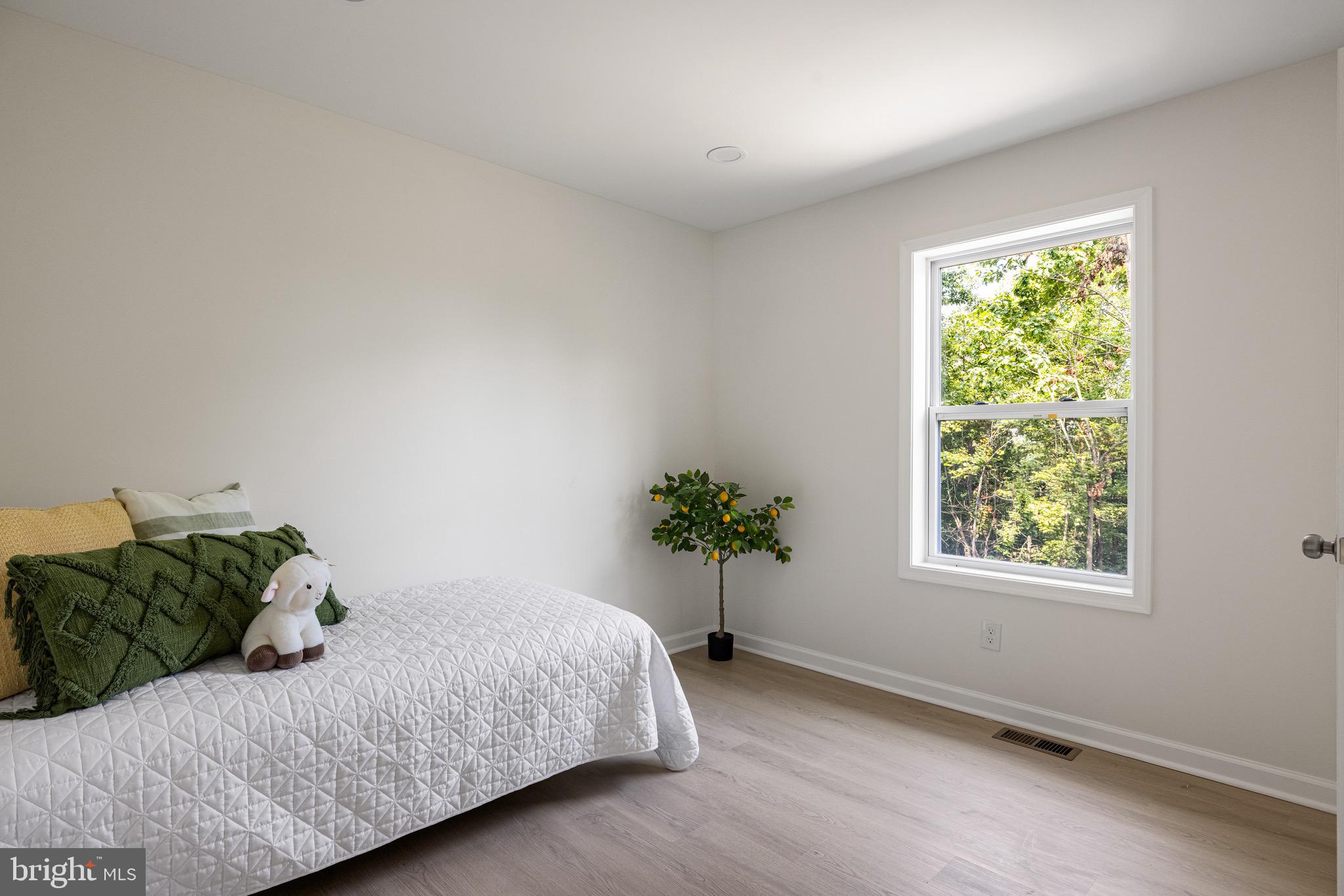 SHANNONDALE - Residential