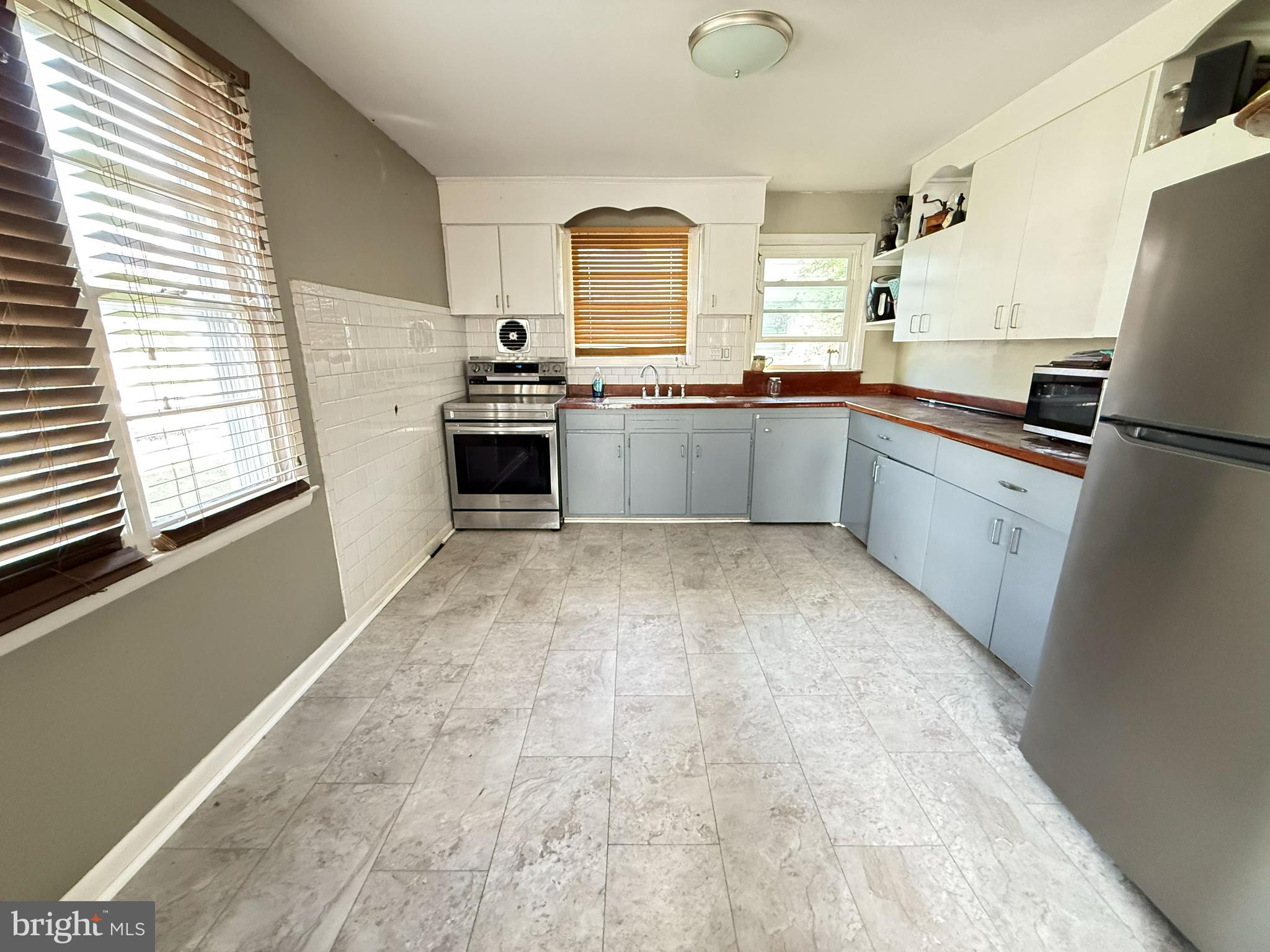 HADDOX TERRACE - Residential