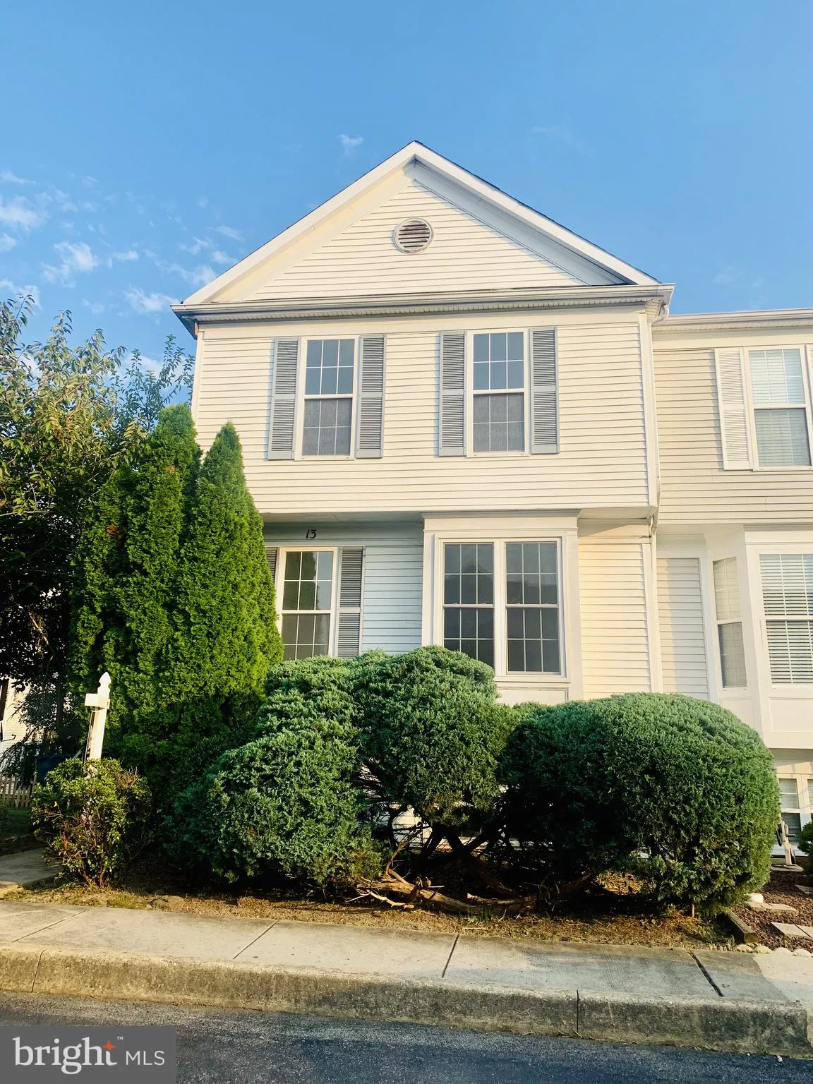 13 Creek Lane, Newark, DE 19702
