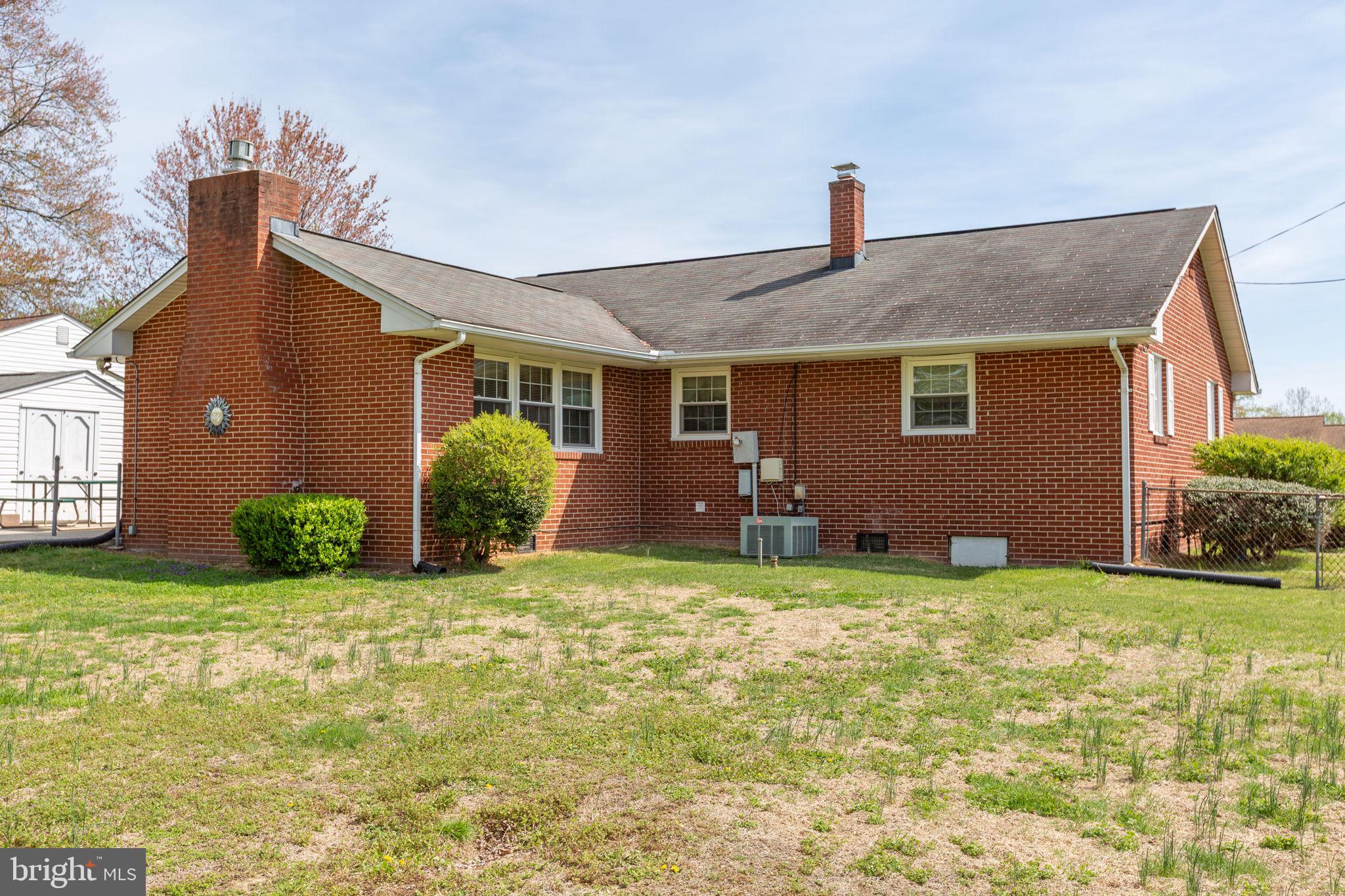 GRAFTON VILLAGE - Residential