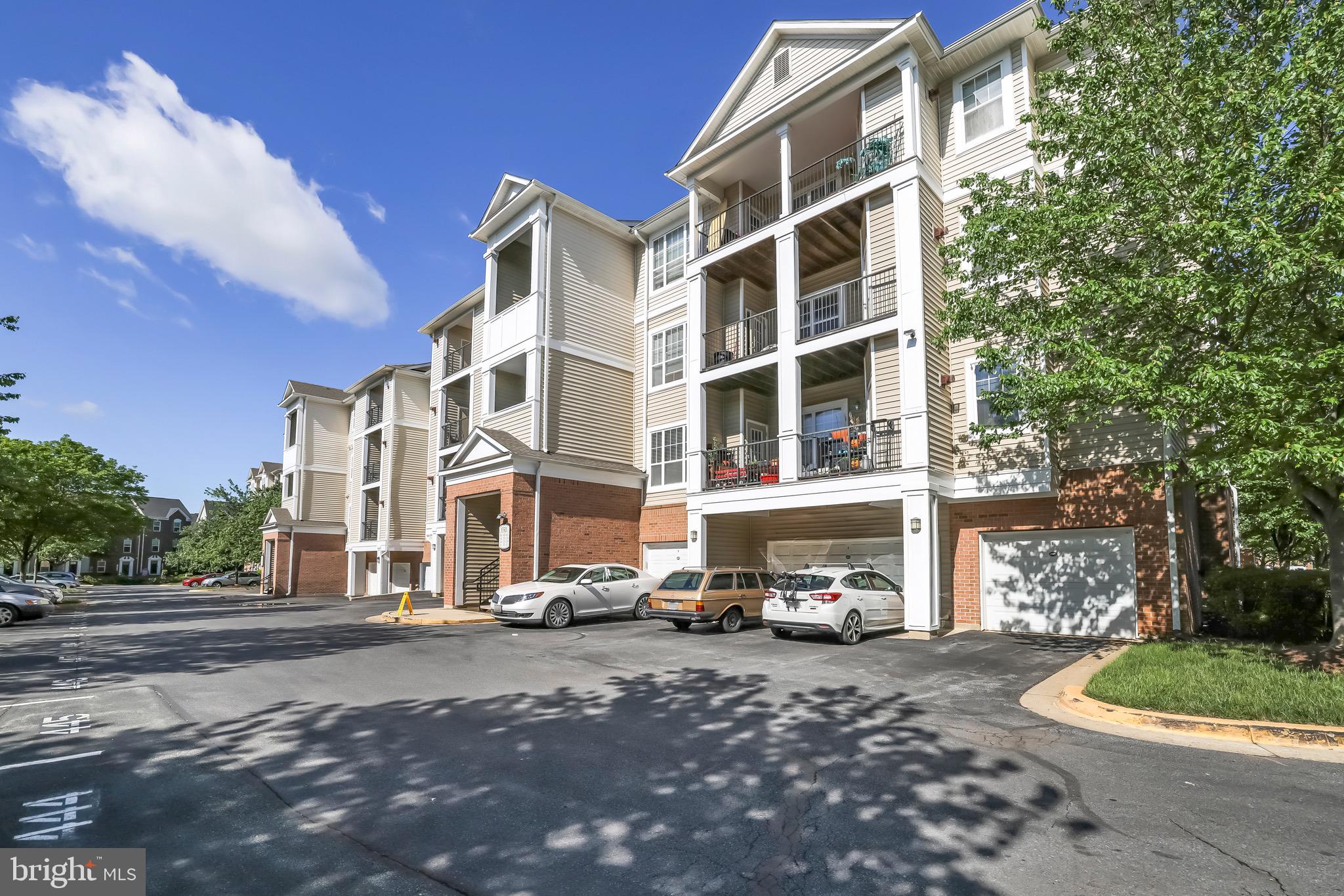 ASHMORE AT GERMANOWN COMMUNITY - Residential