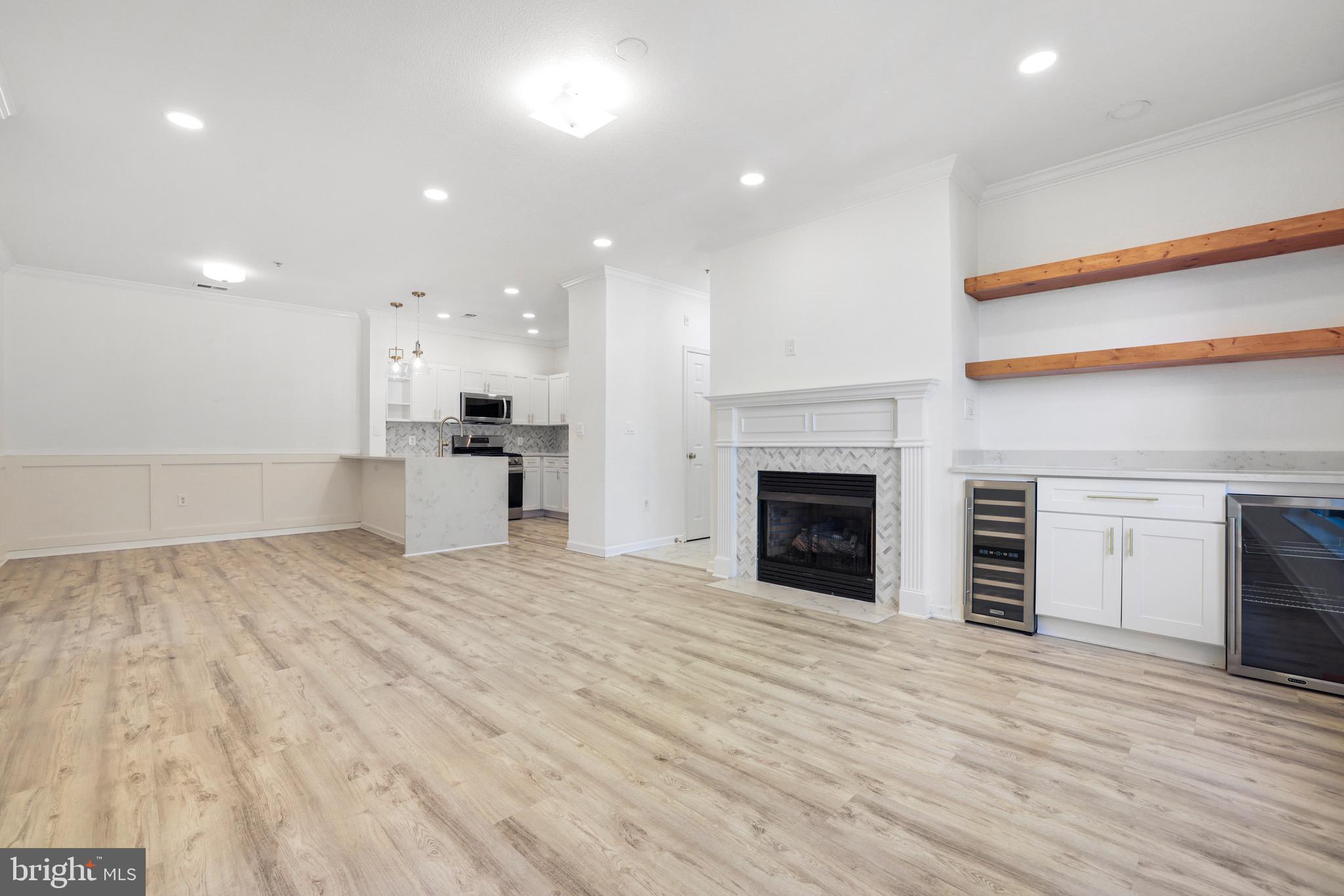 ASHMORE AT GERMANOWN COMMUNITY - Residential