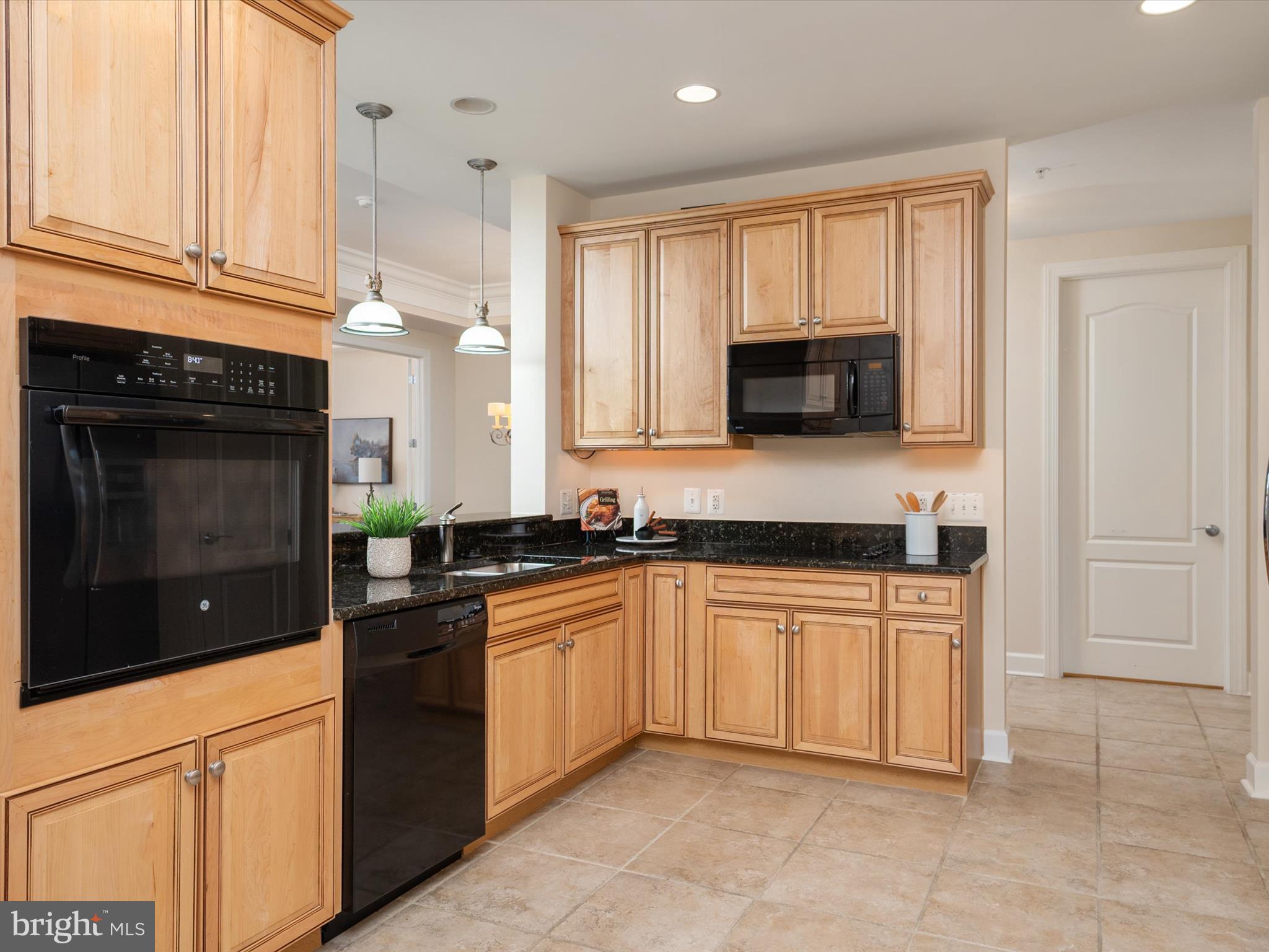 GRANDVIEW AT ANNAPOLIS TOWNE CENTRE - Residential