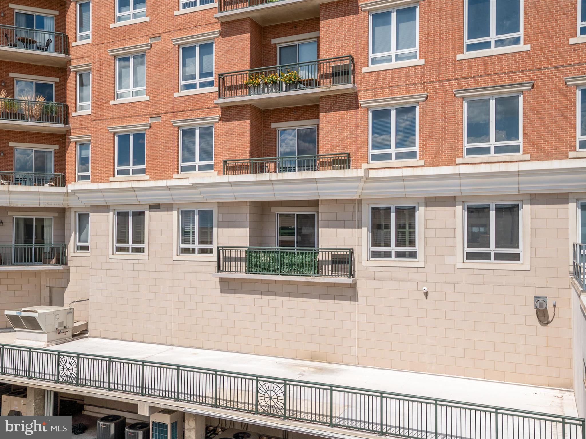 GRANDVIEW AT ANNAPOLIS TOWNE CENTRE - Residential