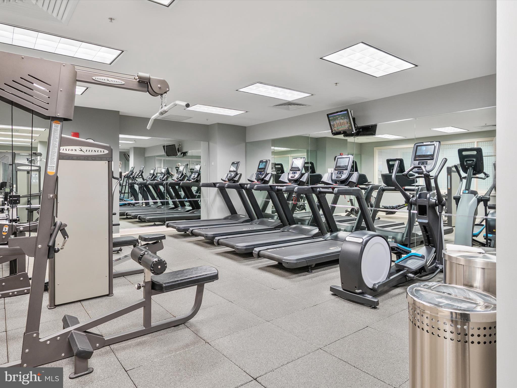 GRANDVIEW AT ANNAPOLIS TOWNE CENTRE - Residential