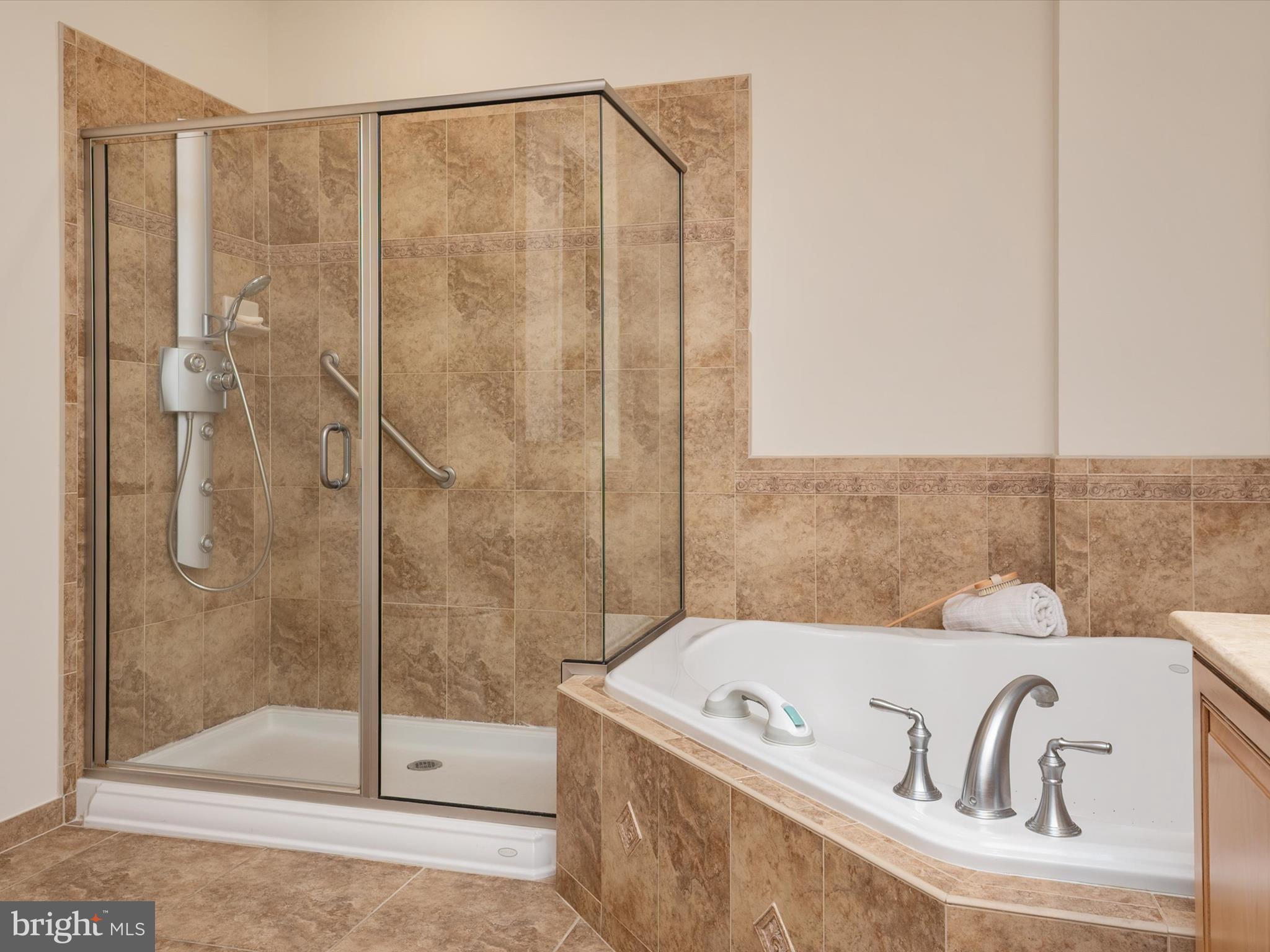 GRANDVIEW AT ANNAPOLIS TOWNE CENTRE - Residential