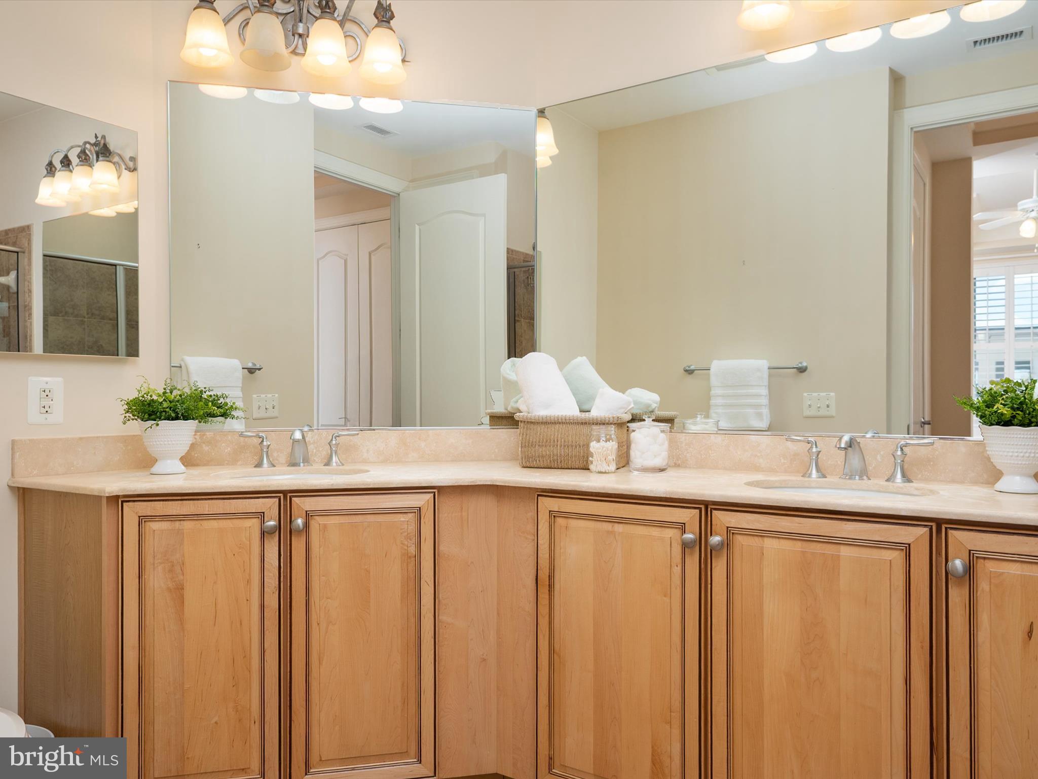 GRANDVIEW AT ANNAPOLIS TOWNE CENTRE - Residential