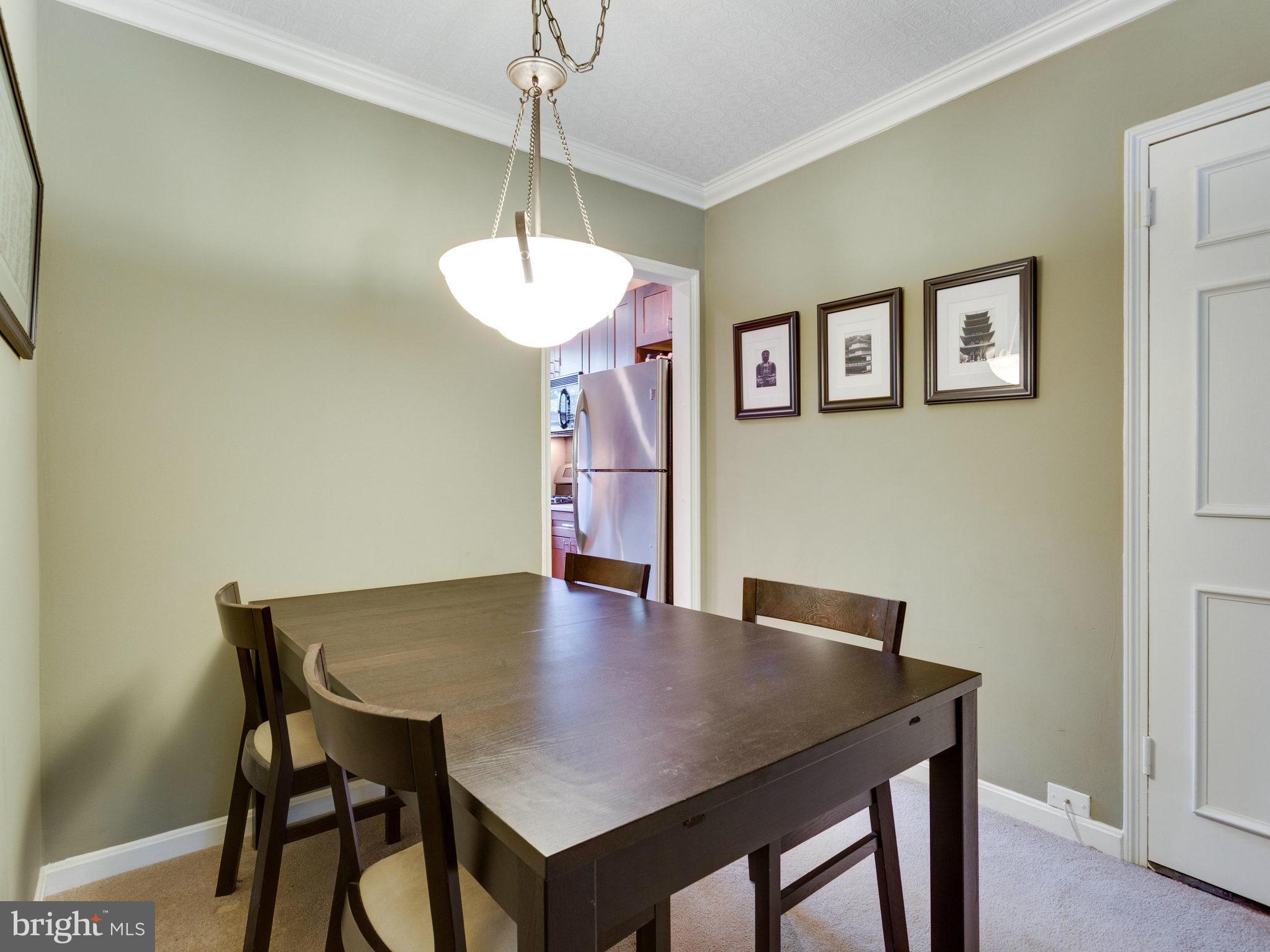 ARLINGTON OAKS - Residential