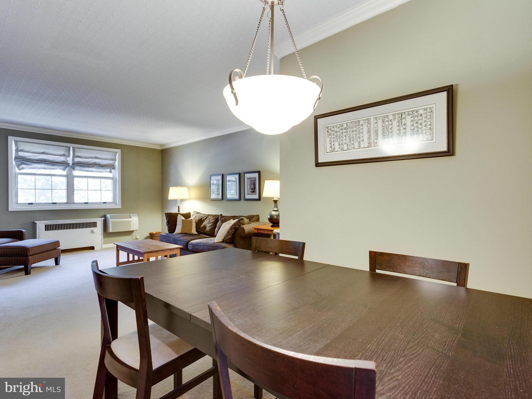 ARLINGTON OAKS - Residential