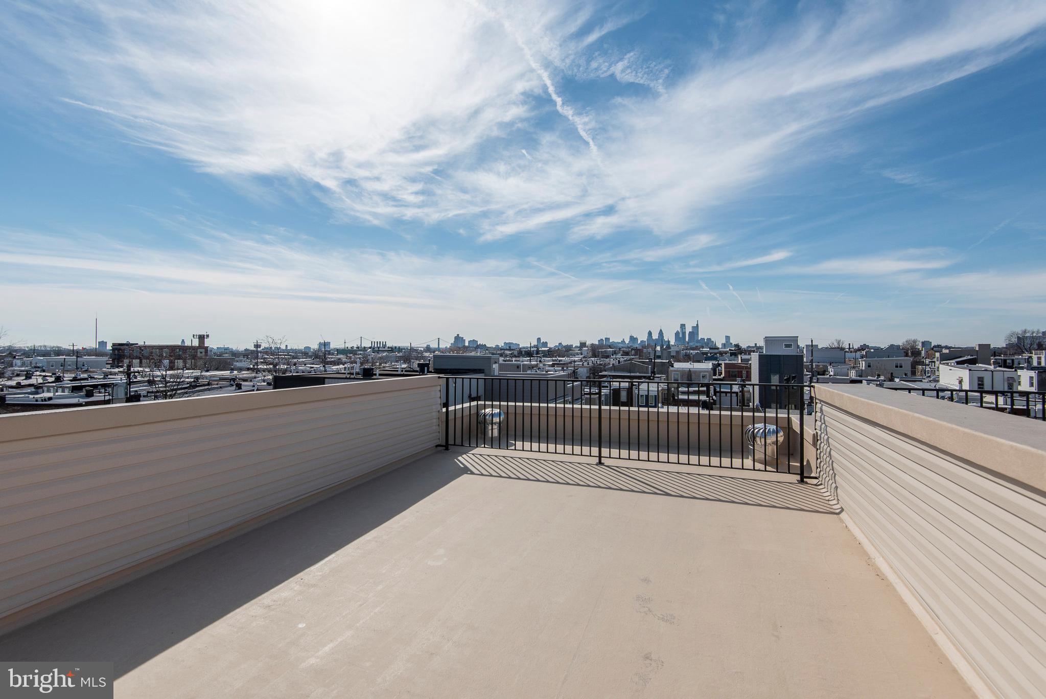 KENSINGTON - Residential